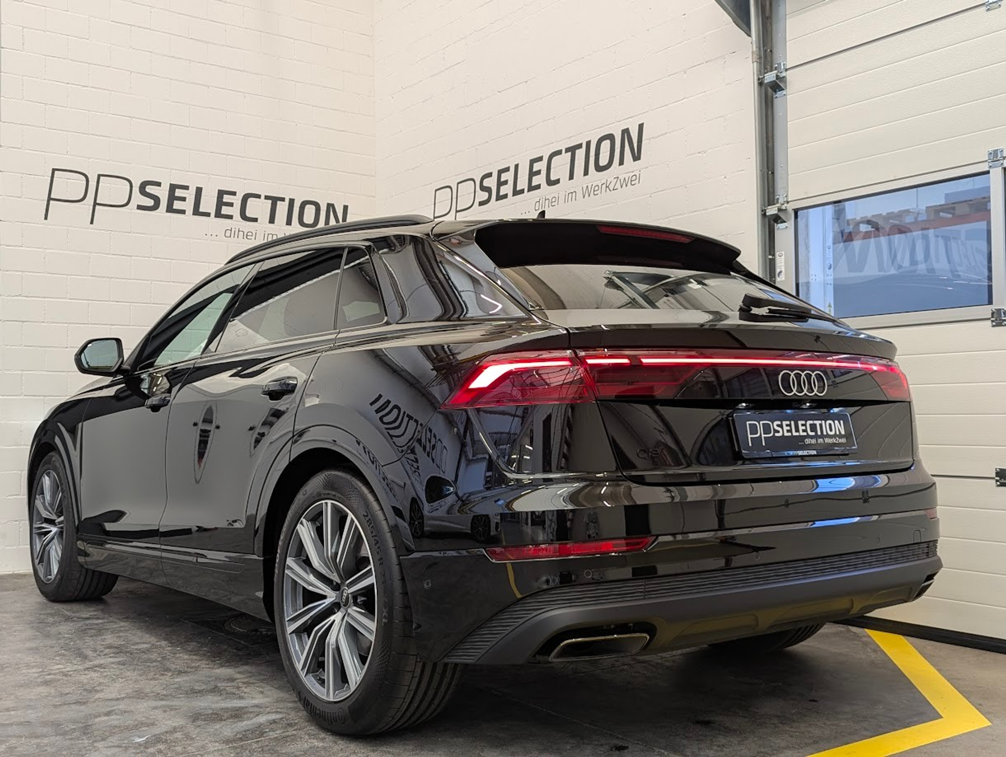 listing desktop thumbnail image 21