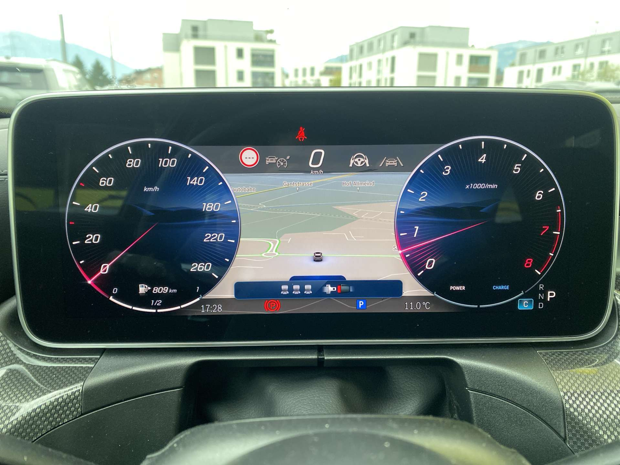 listing desktop thumbnail image 11