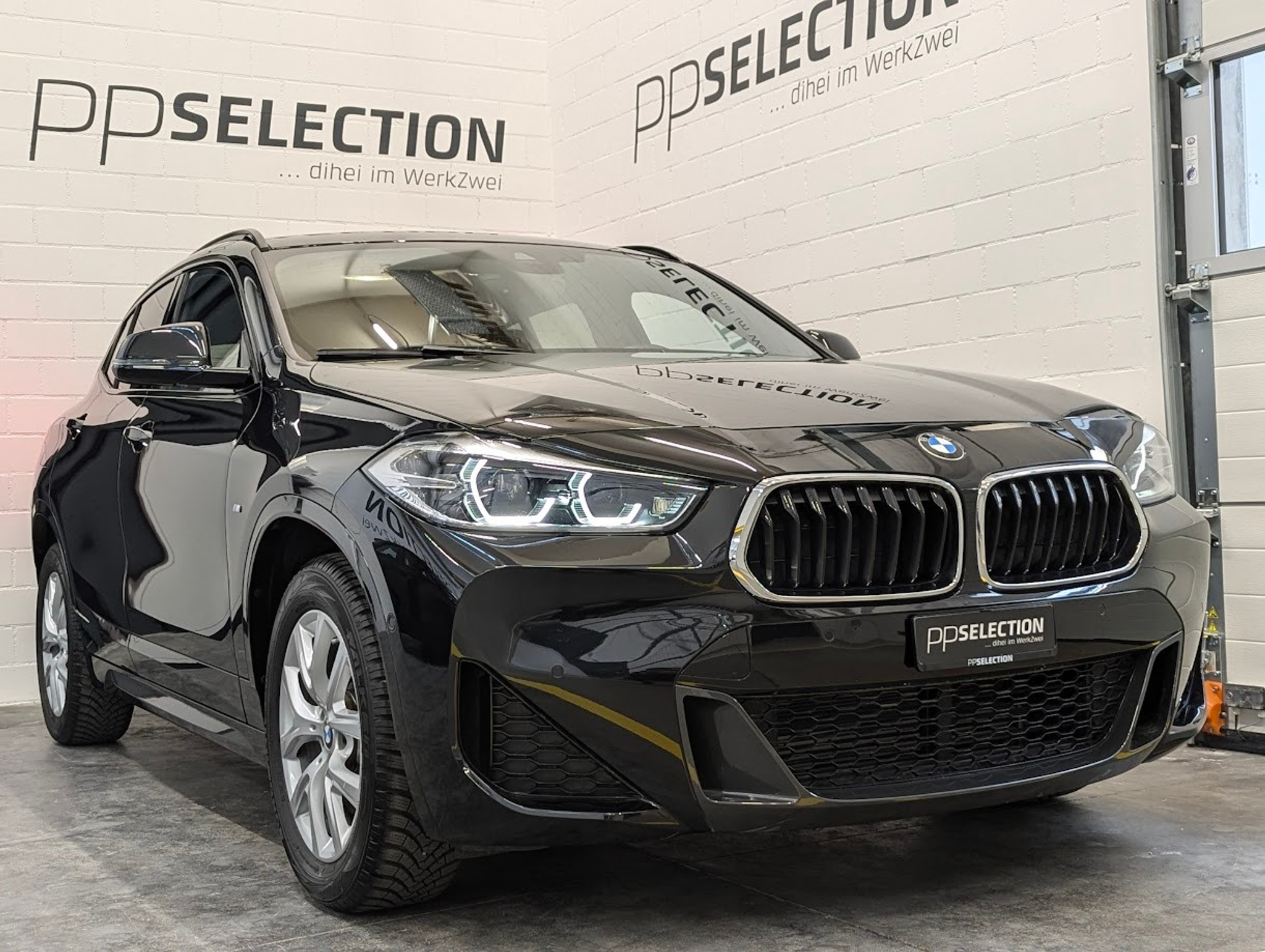 listing desktop thumbnail image 0