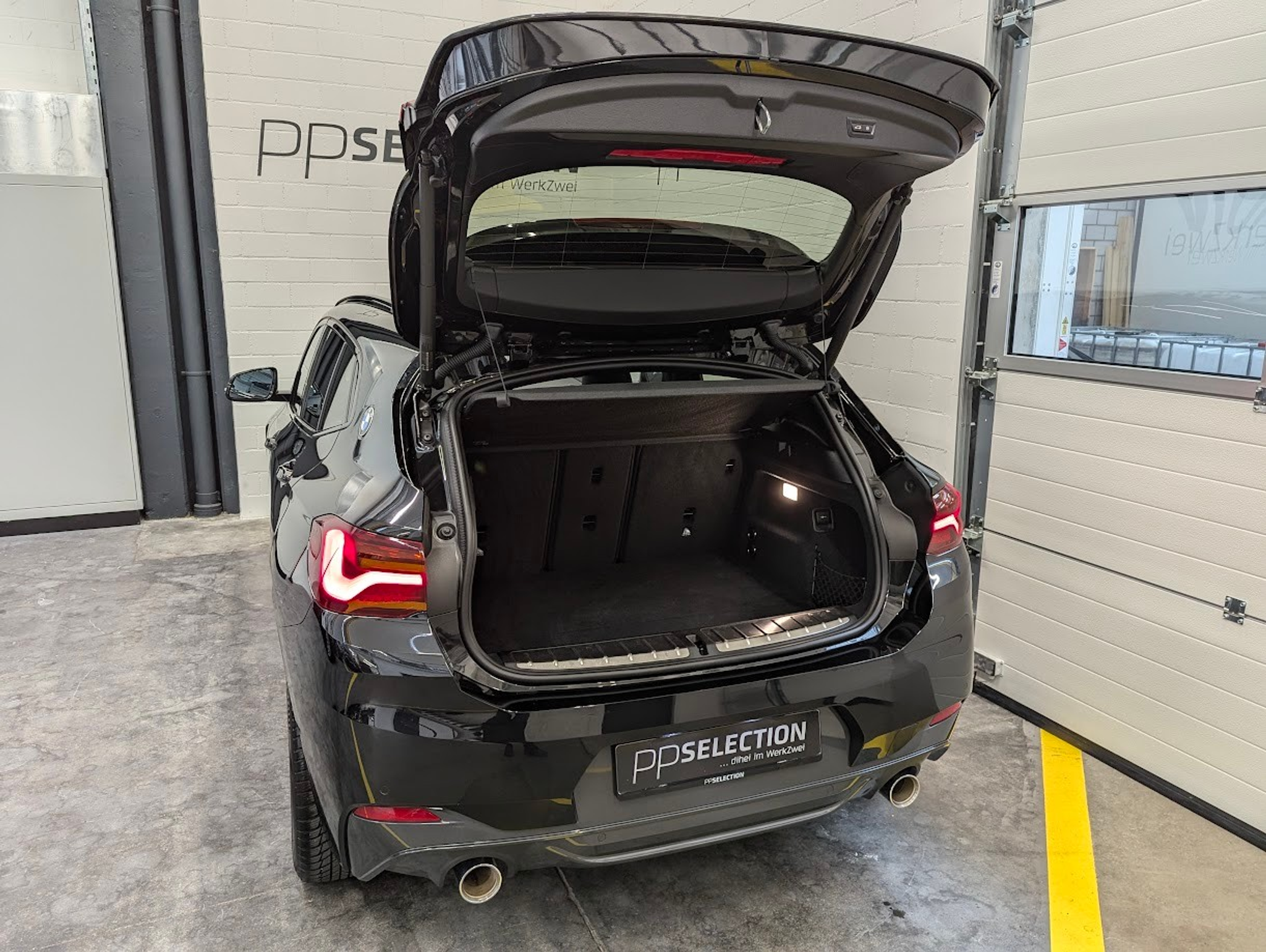 listing desktop thumbnail image 13