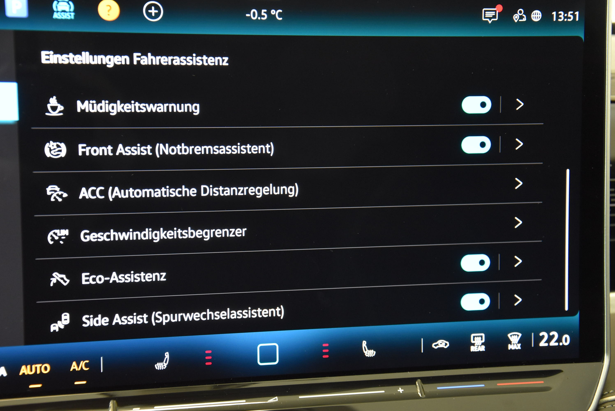 listing desktop thumbnail image 9