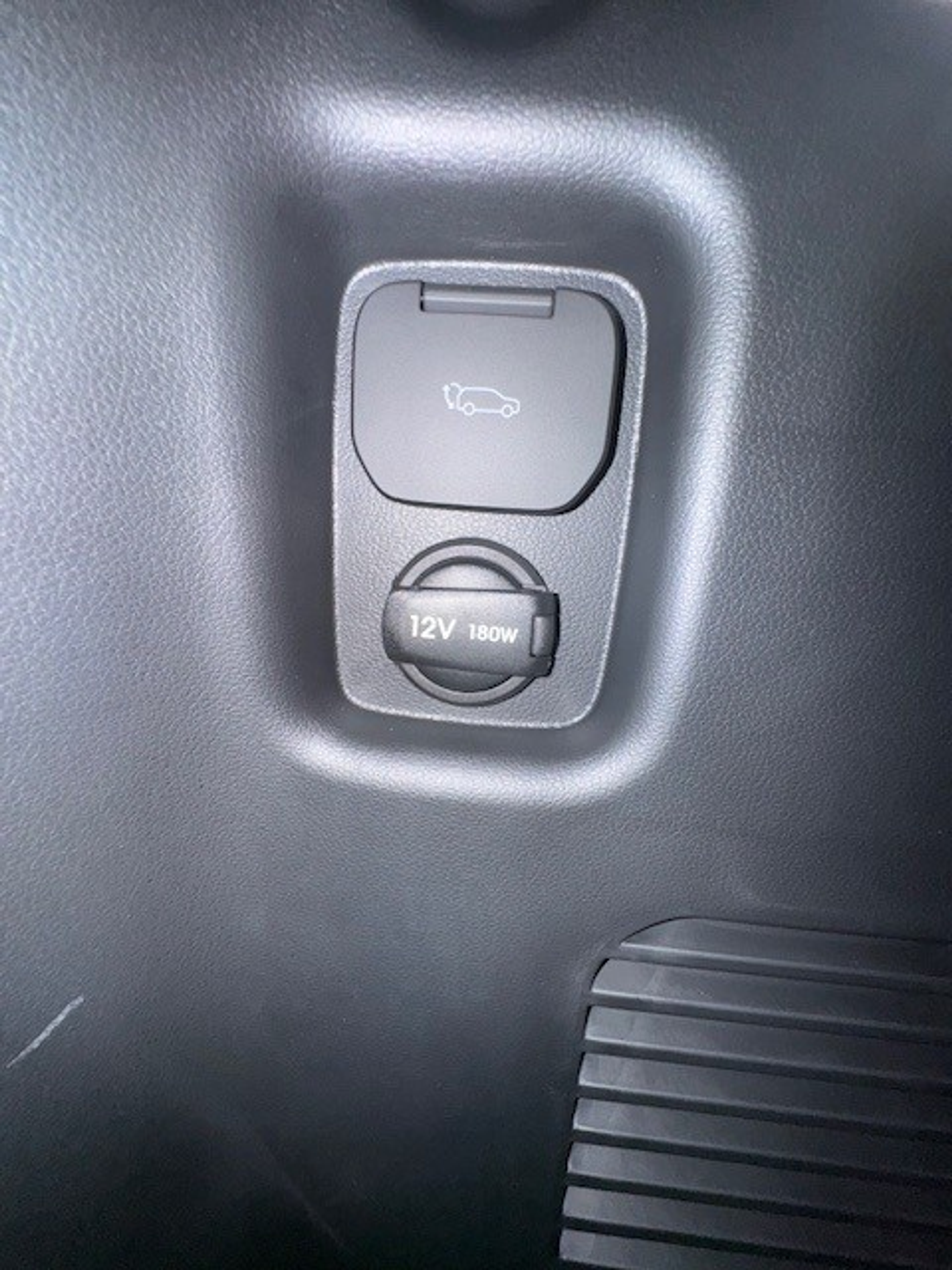 listing desktop thumbnail image 21