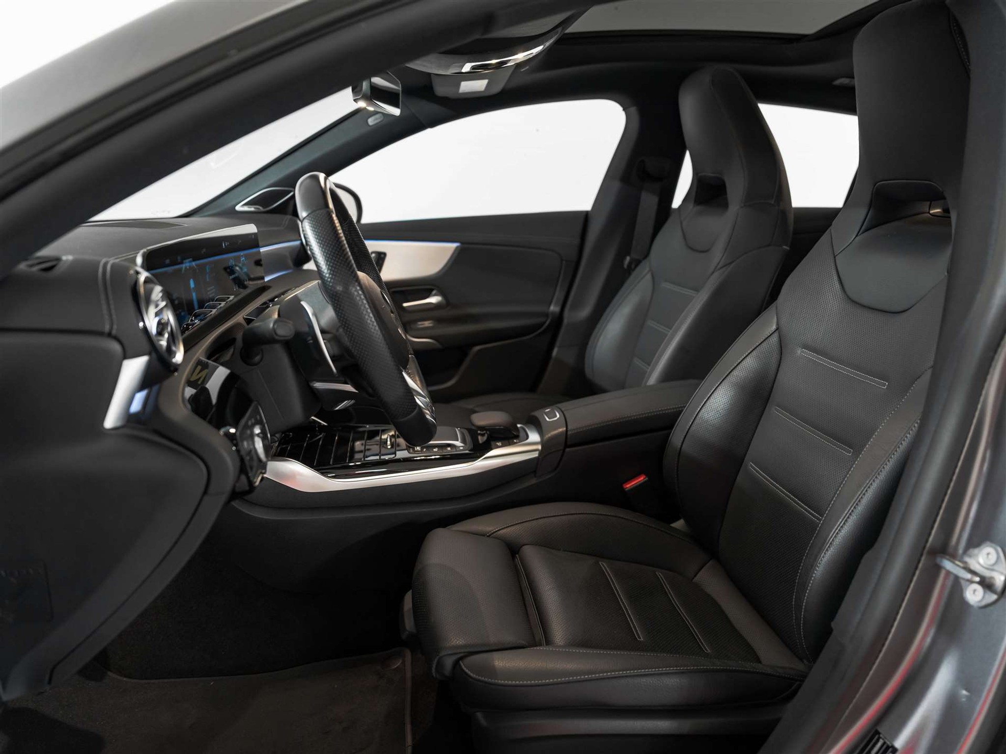 listing desktop thumbnail image 10