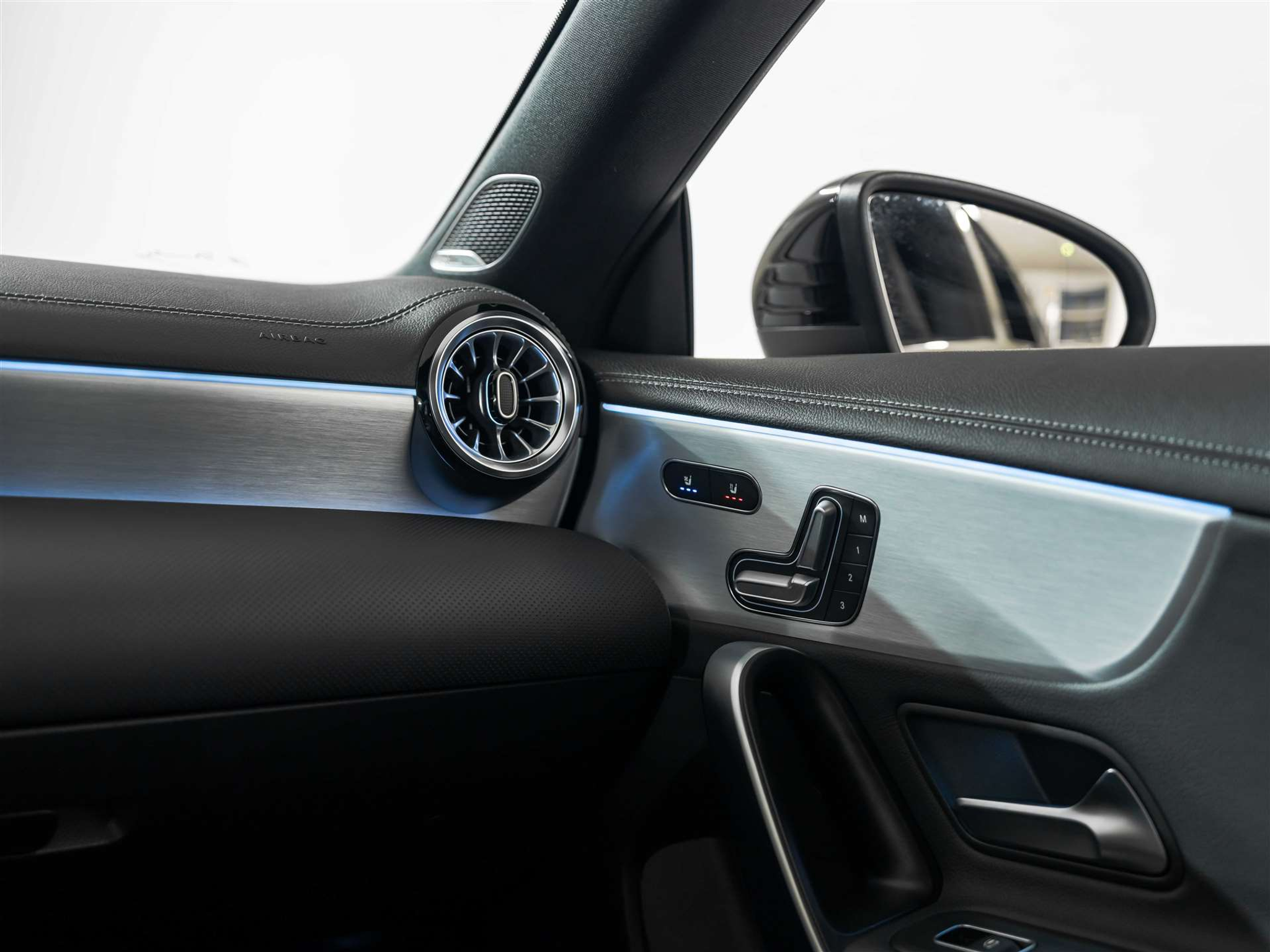 listing desktop thumbnail image 33