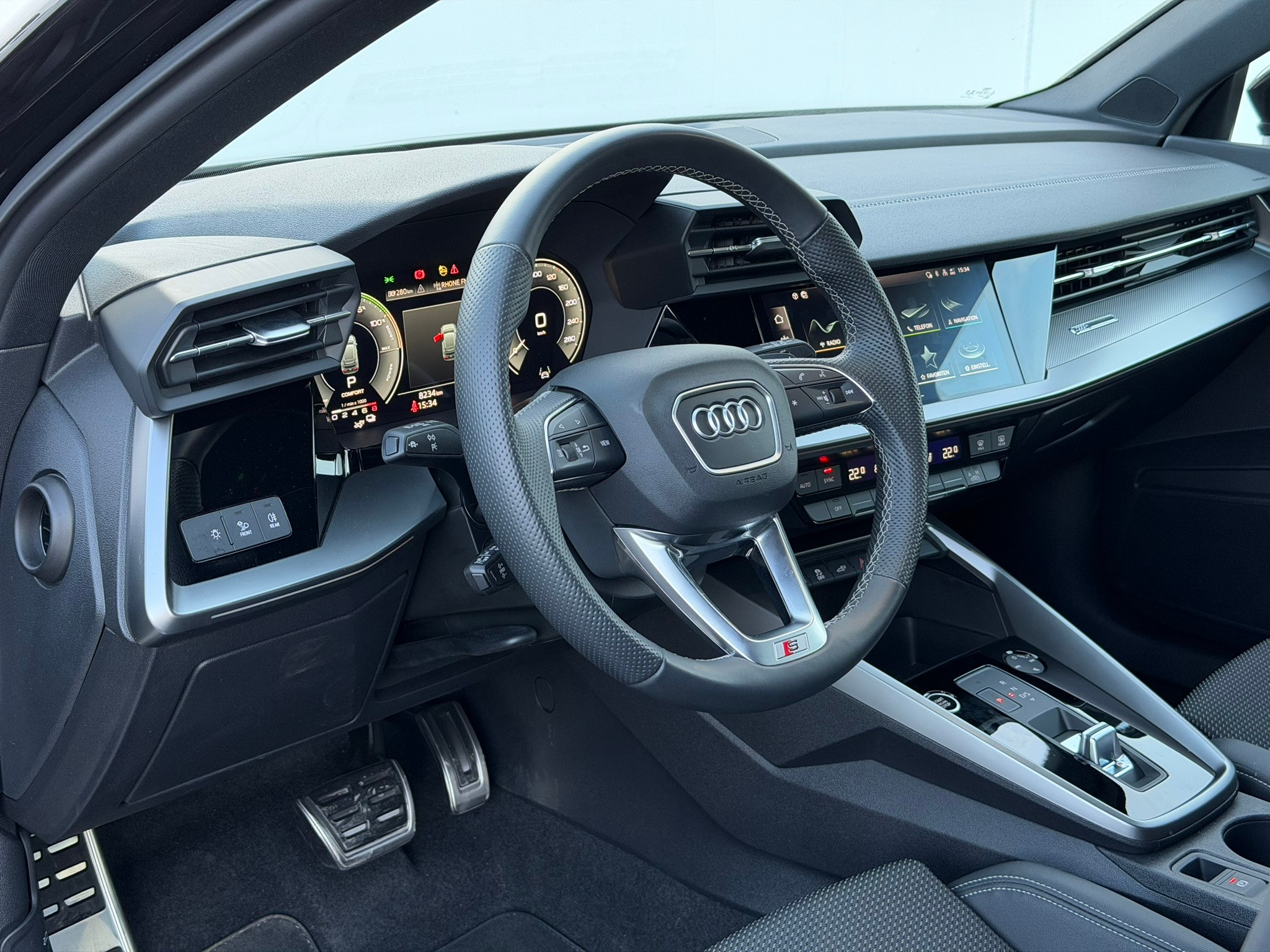 listing desktop thumbnail image 6