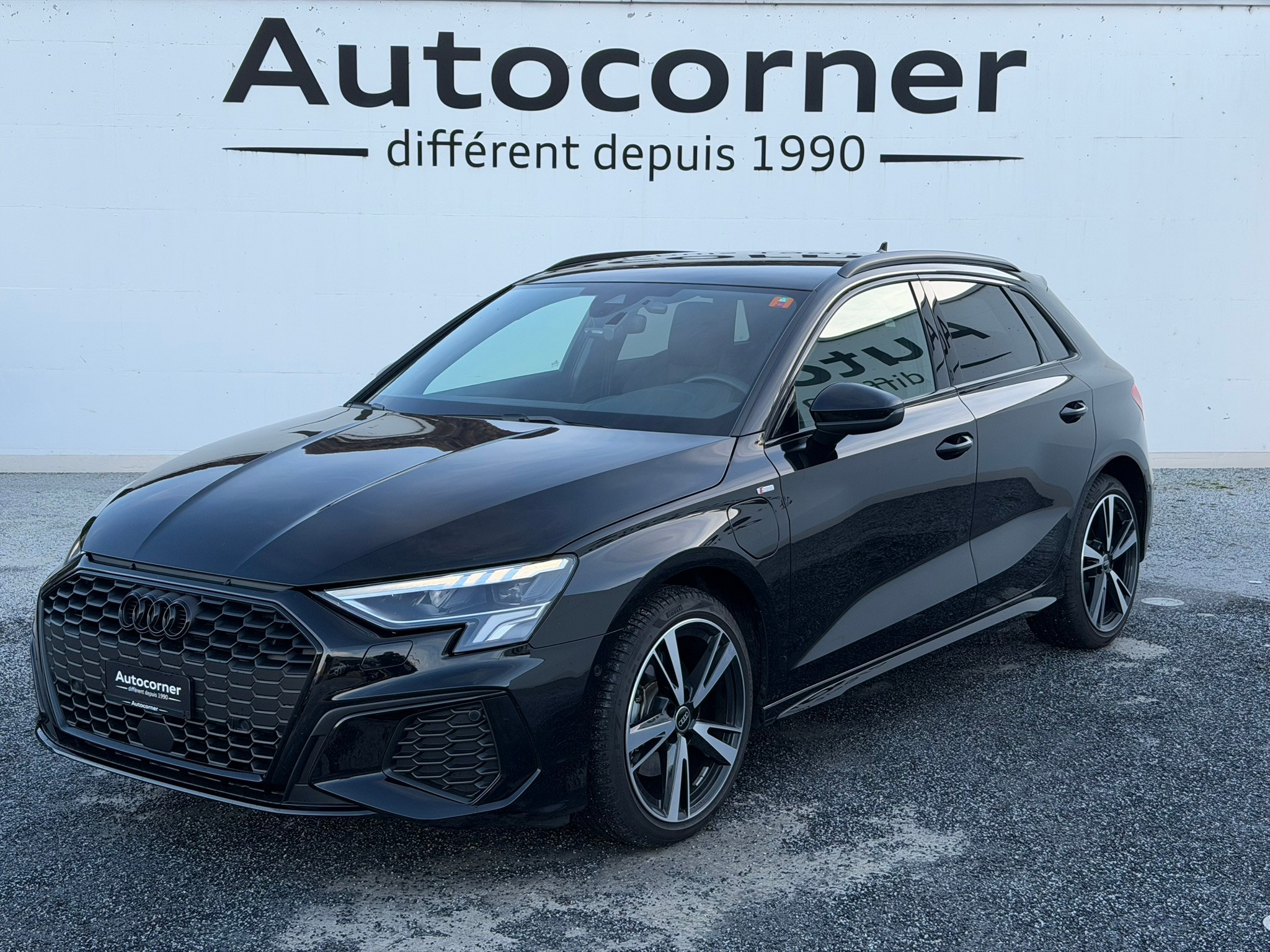 listing desktop thumbnail image 0