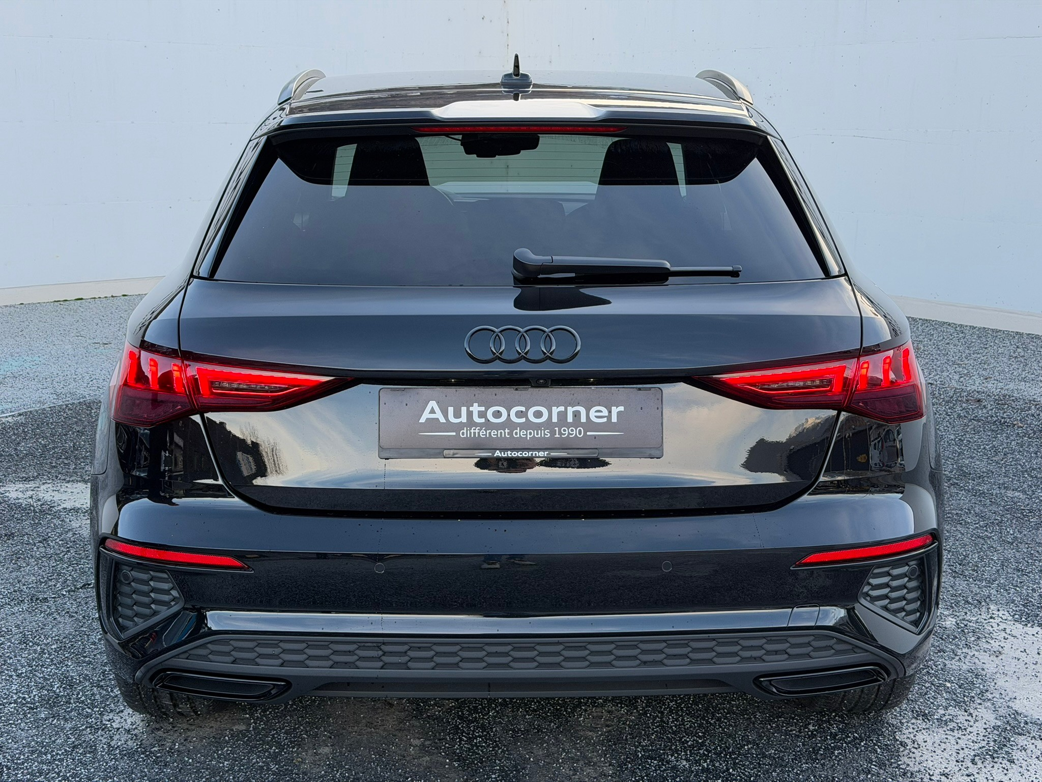 listing desktop thumbnail image 2