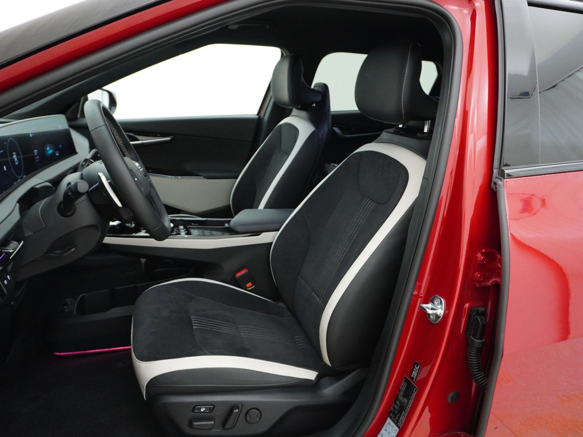 listing desktop thumbnail image 11