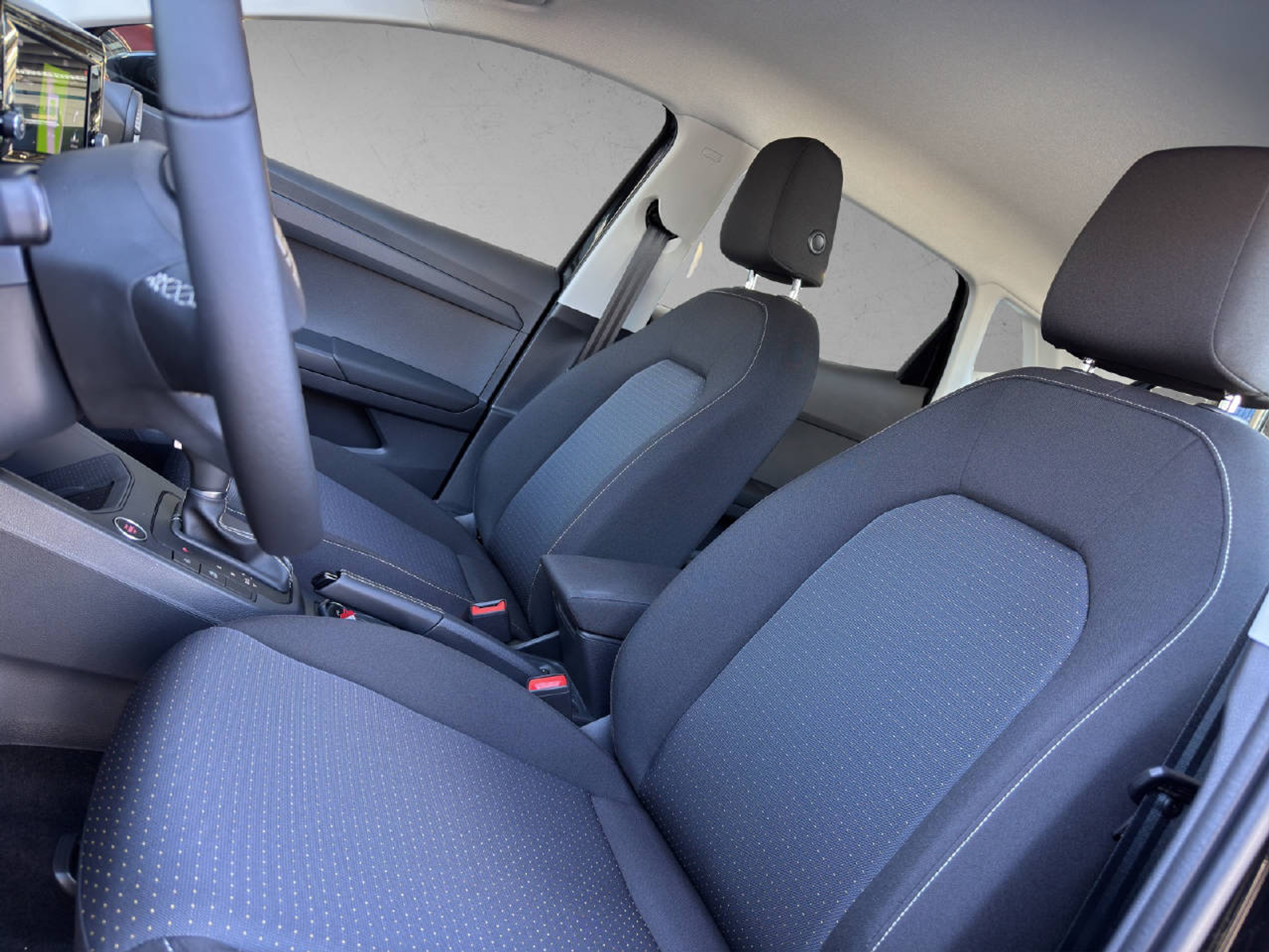 listing desktop thumbnail image 14