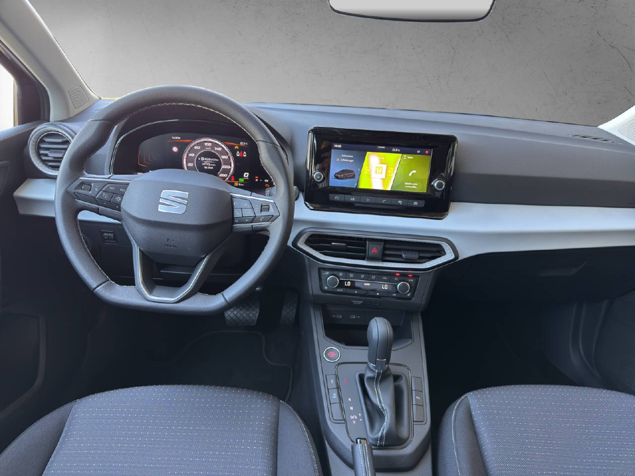 listing desktop thumbnail image 9