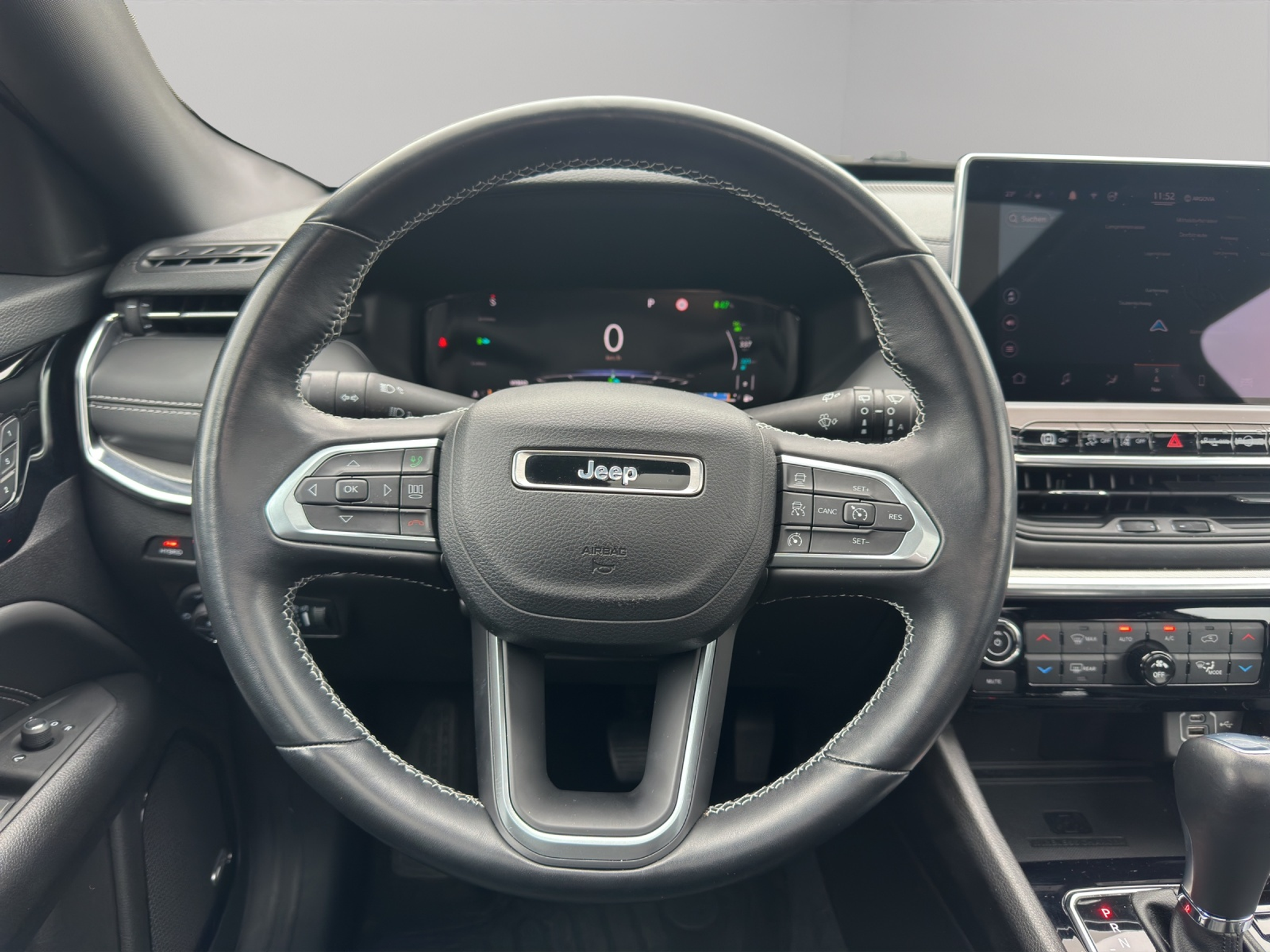 listing desktop thumbnail image 9