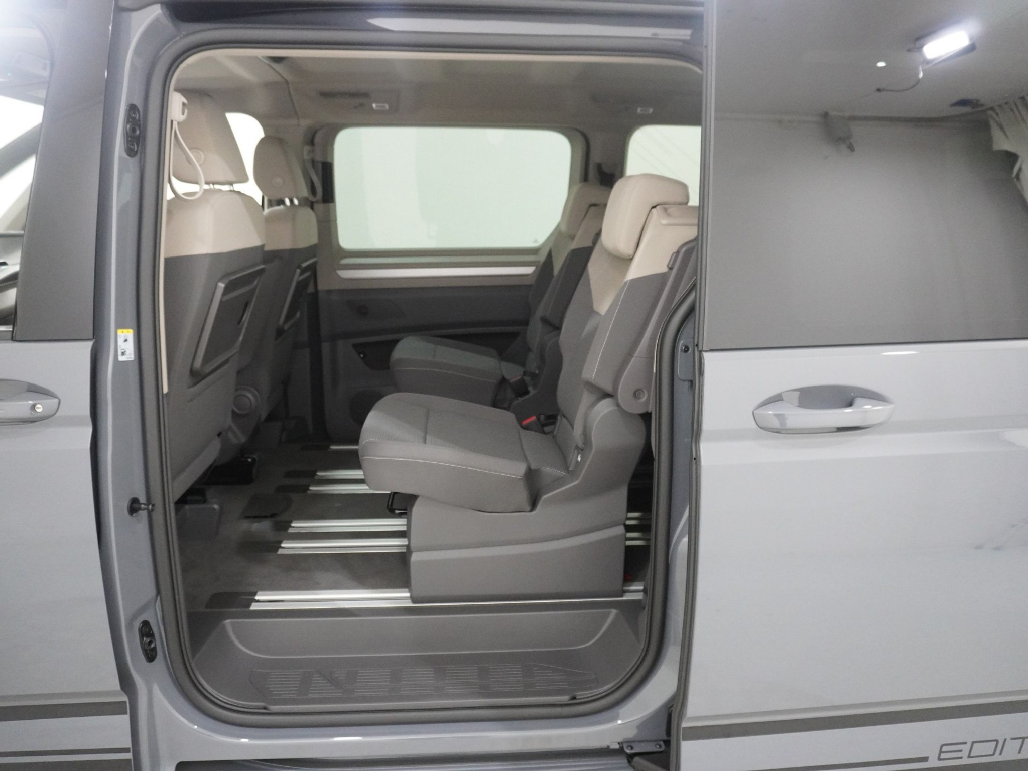 listing desktop thumbnail image 11