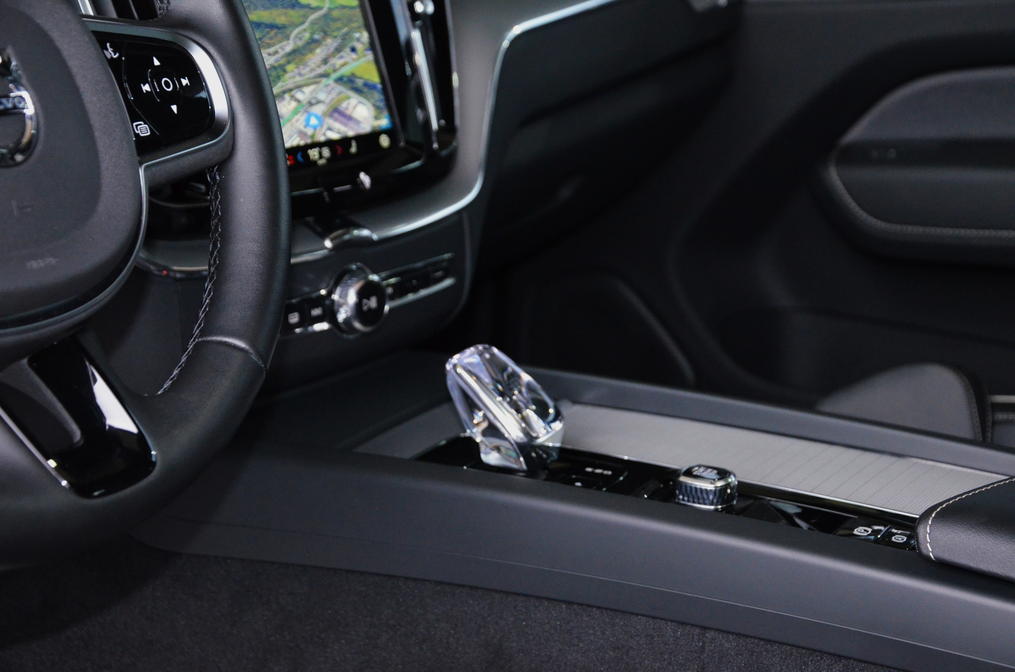 listing desktop thumbnail image 19