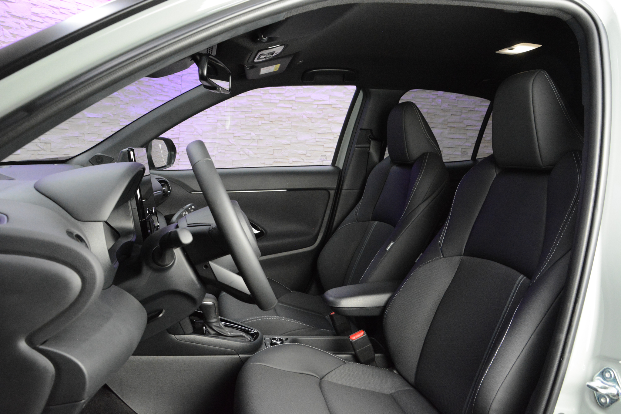 listing desktop thumbnail image 8