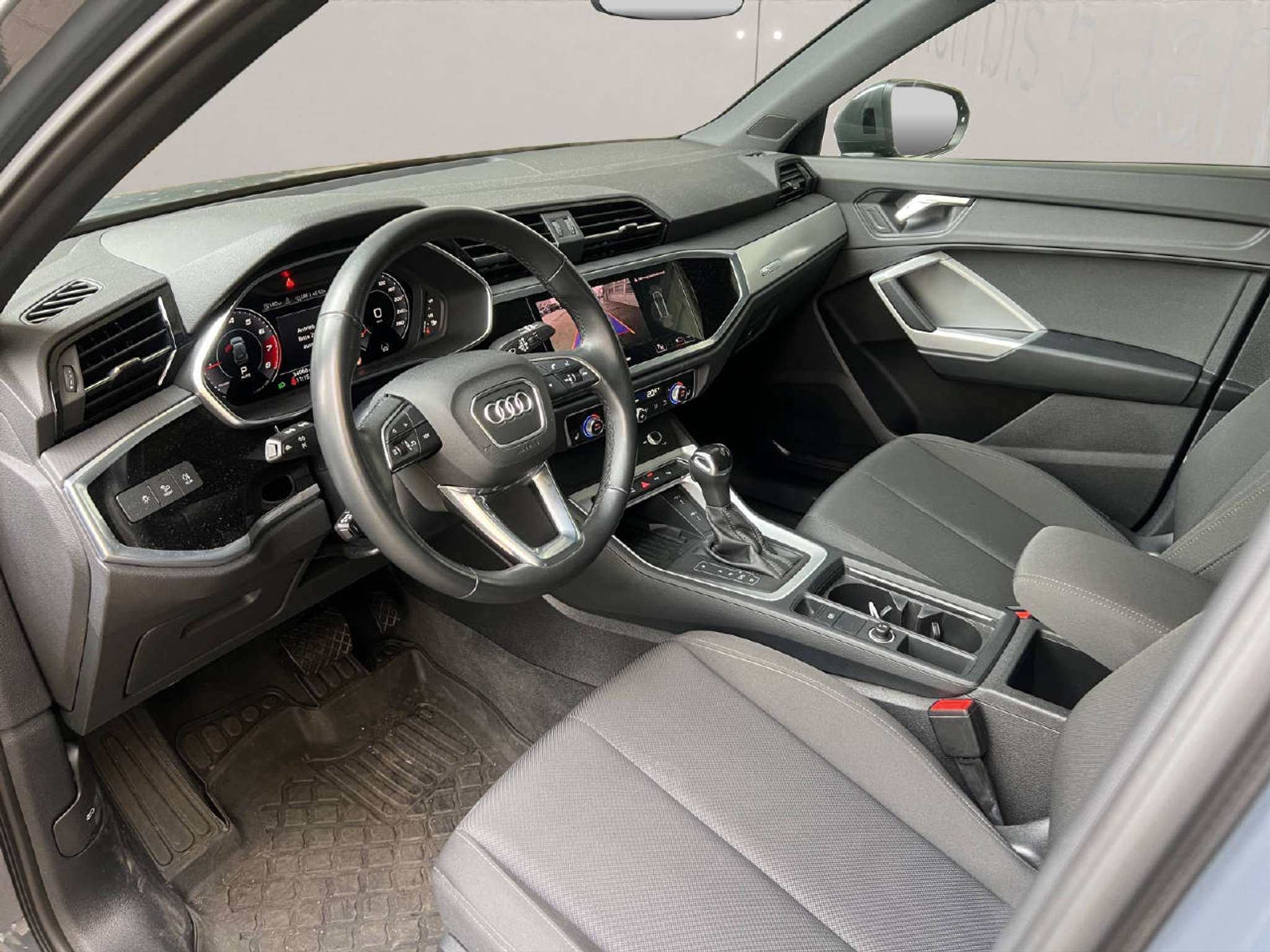 listing desktop thumbnail image 10