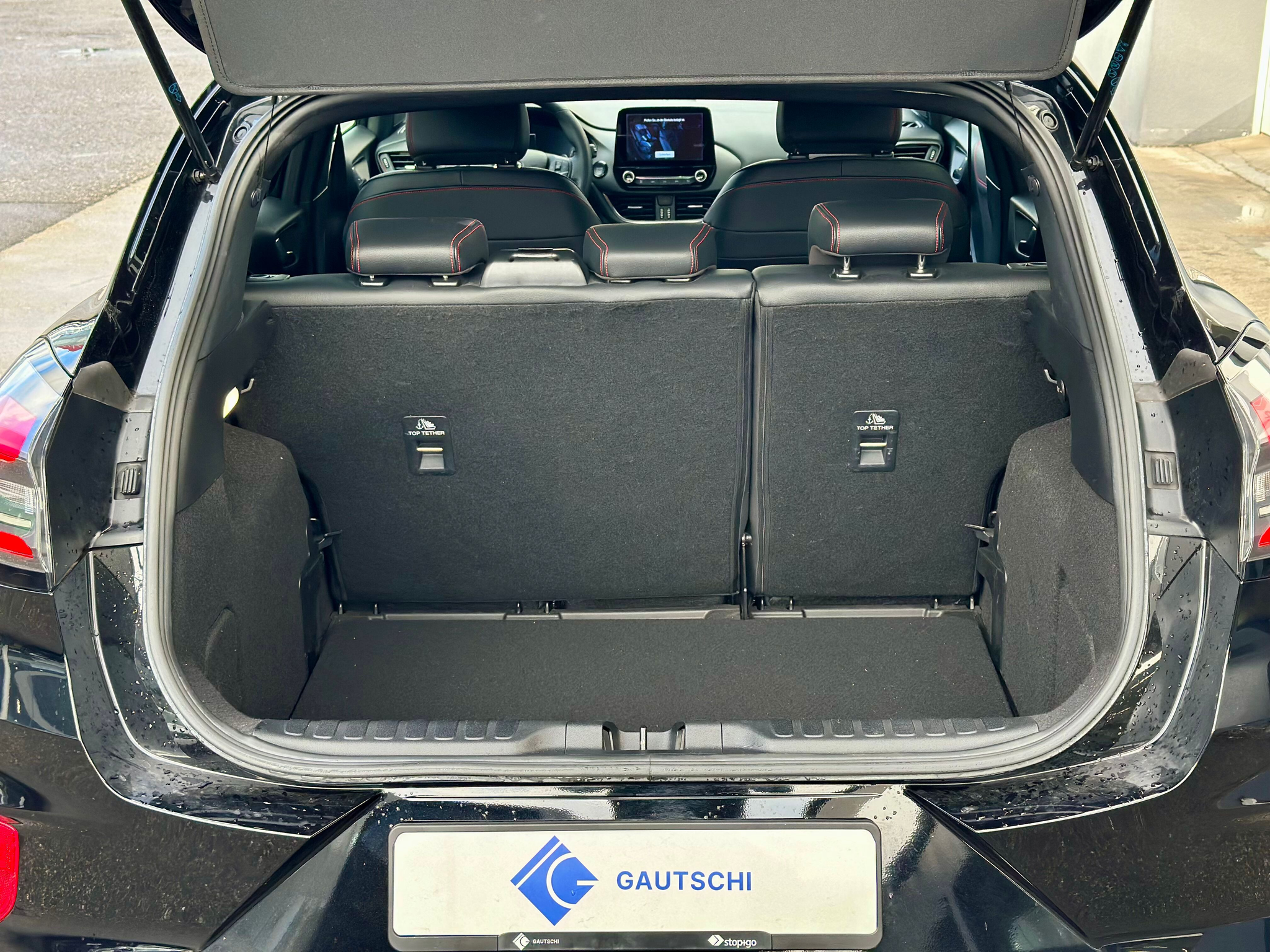 listing desktop thumbnail image 10