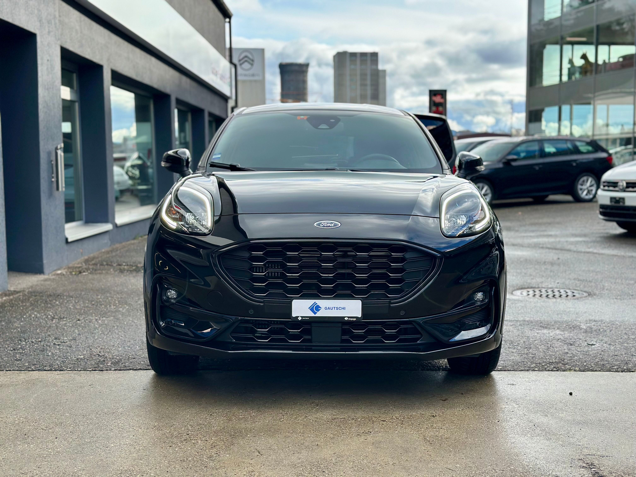 listing desktop thumbnail image 1