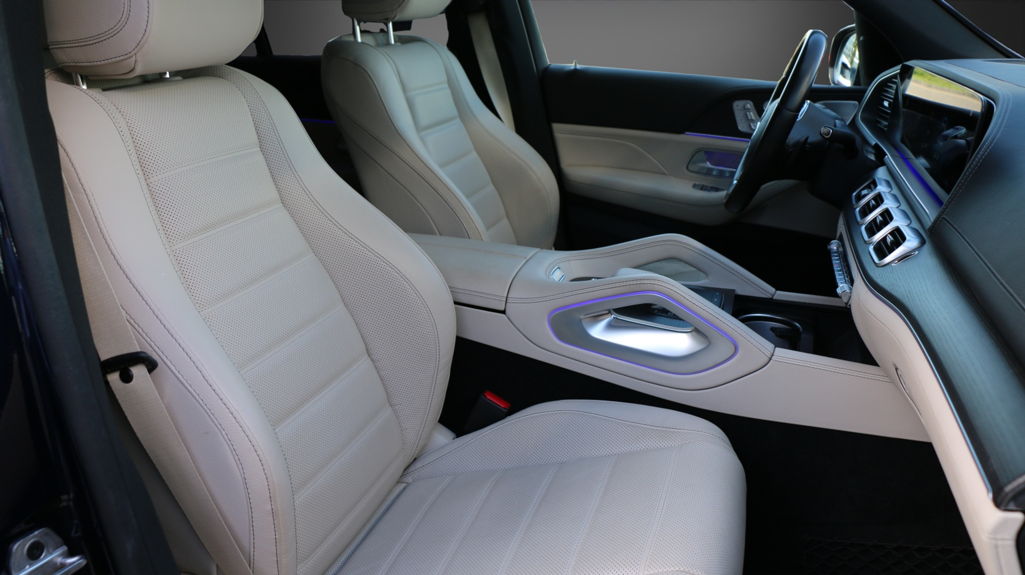 listing desktop thumbnail image 10