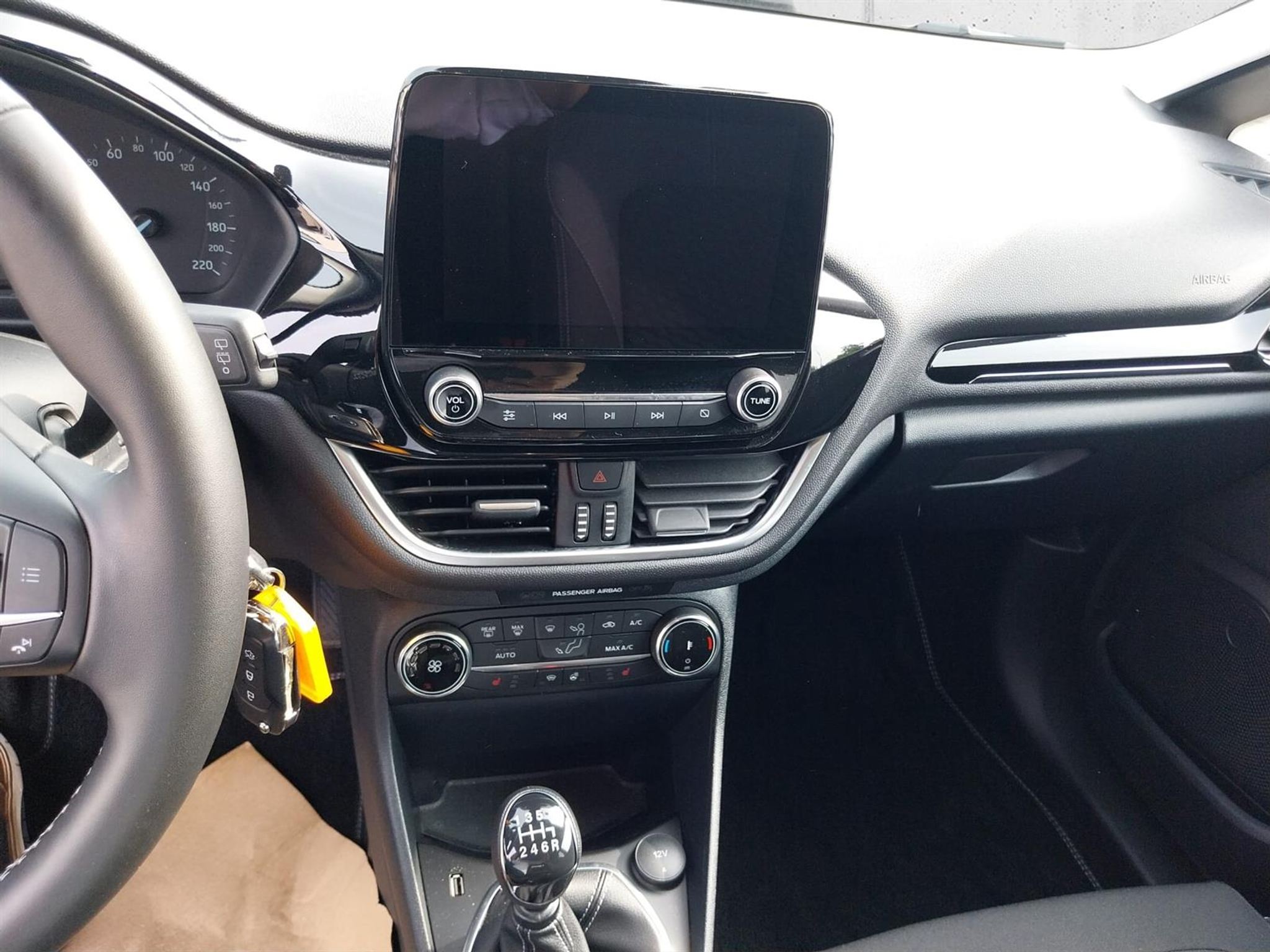 listing desktop thumbnail image 10