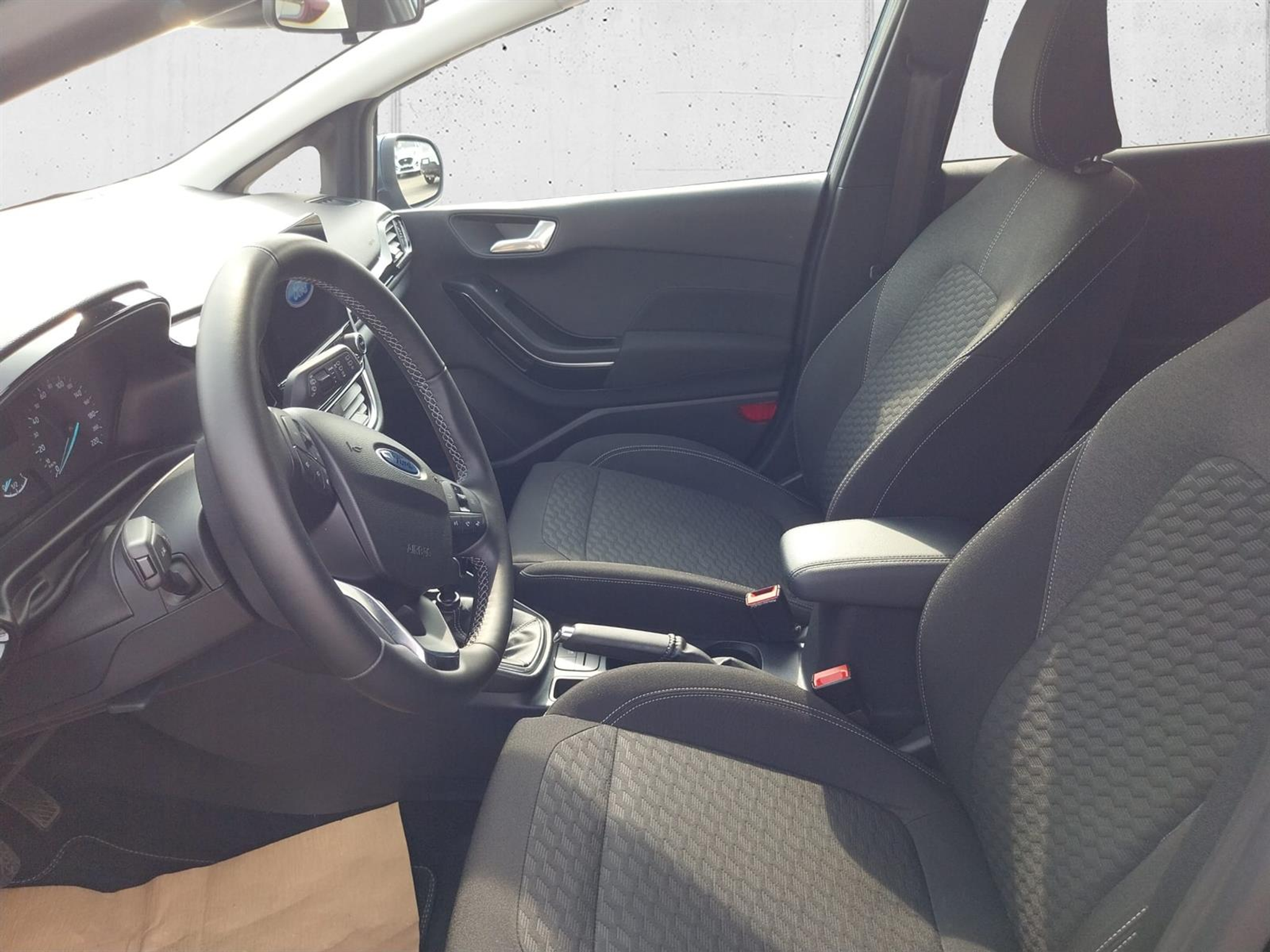 listing desktop thumbnail image 7