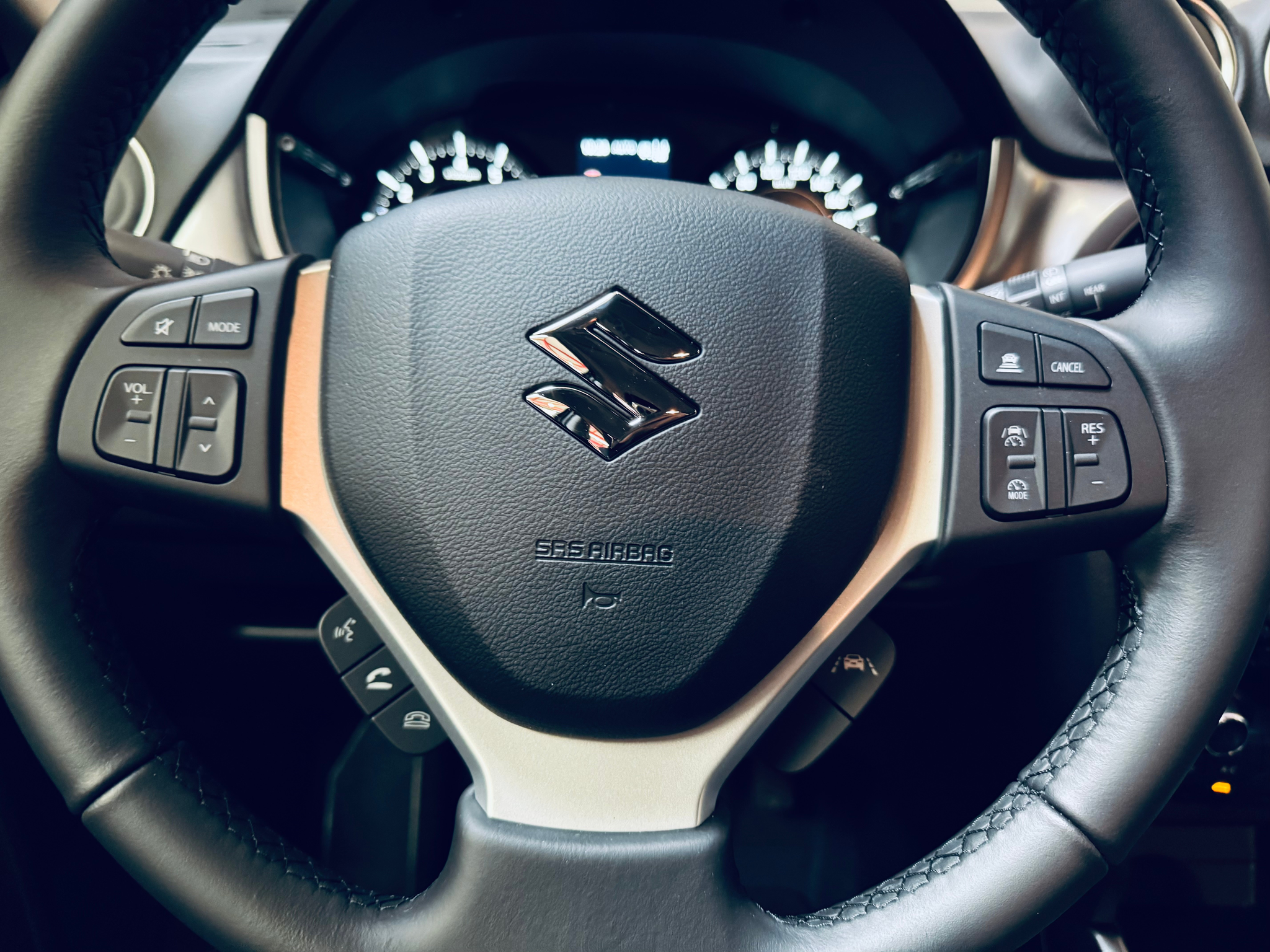 listing desktop thumbnail image 8