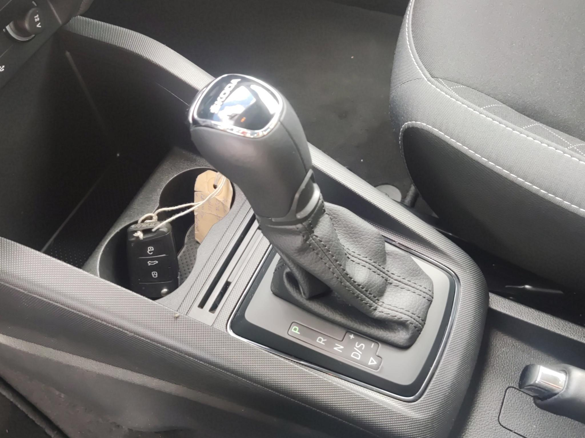 listing desktop thumbnail image 10