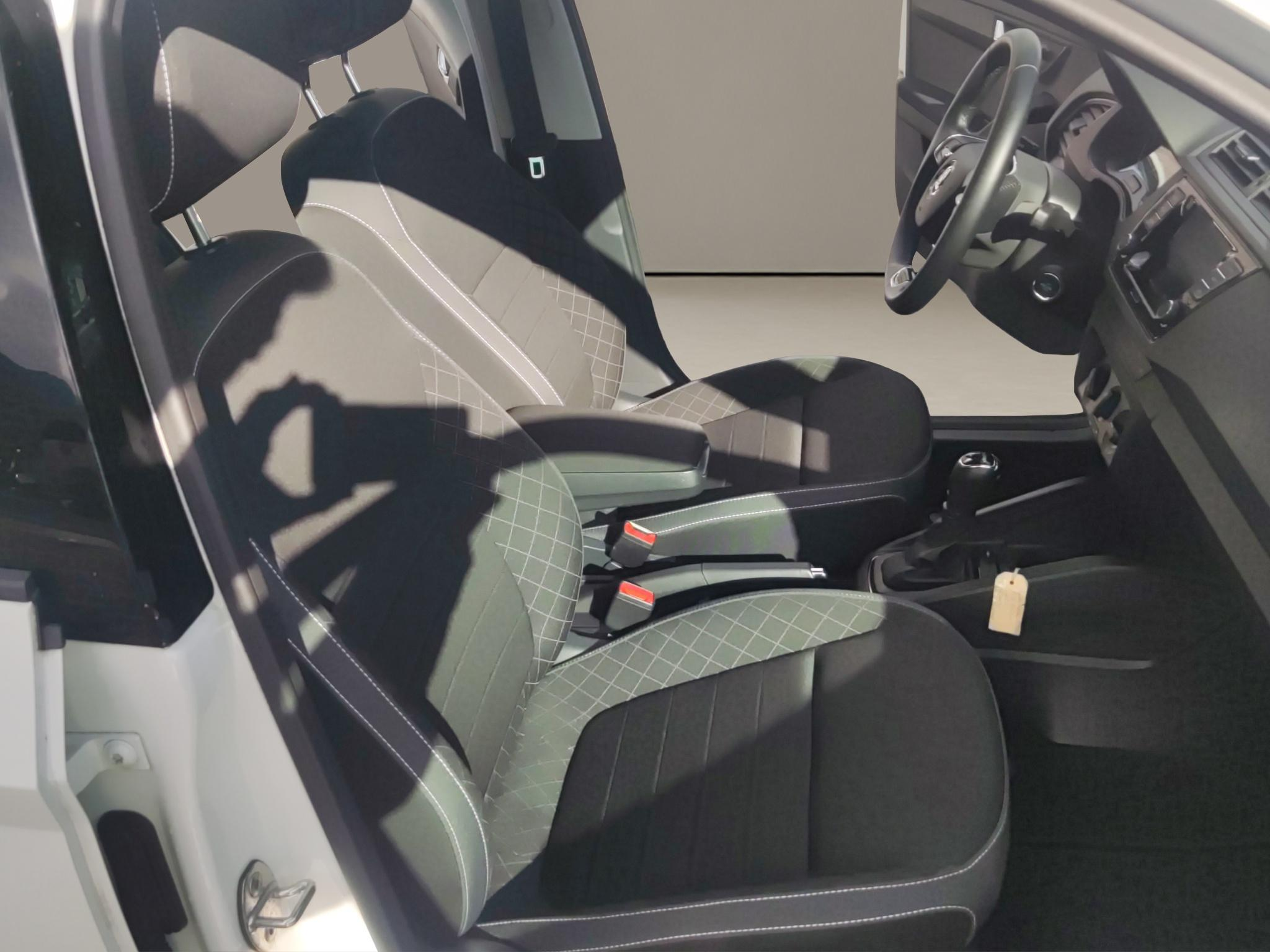 listing desktop thumbnail image 5