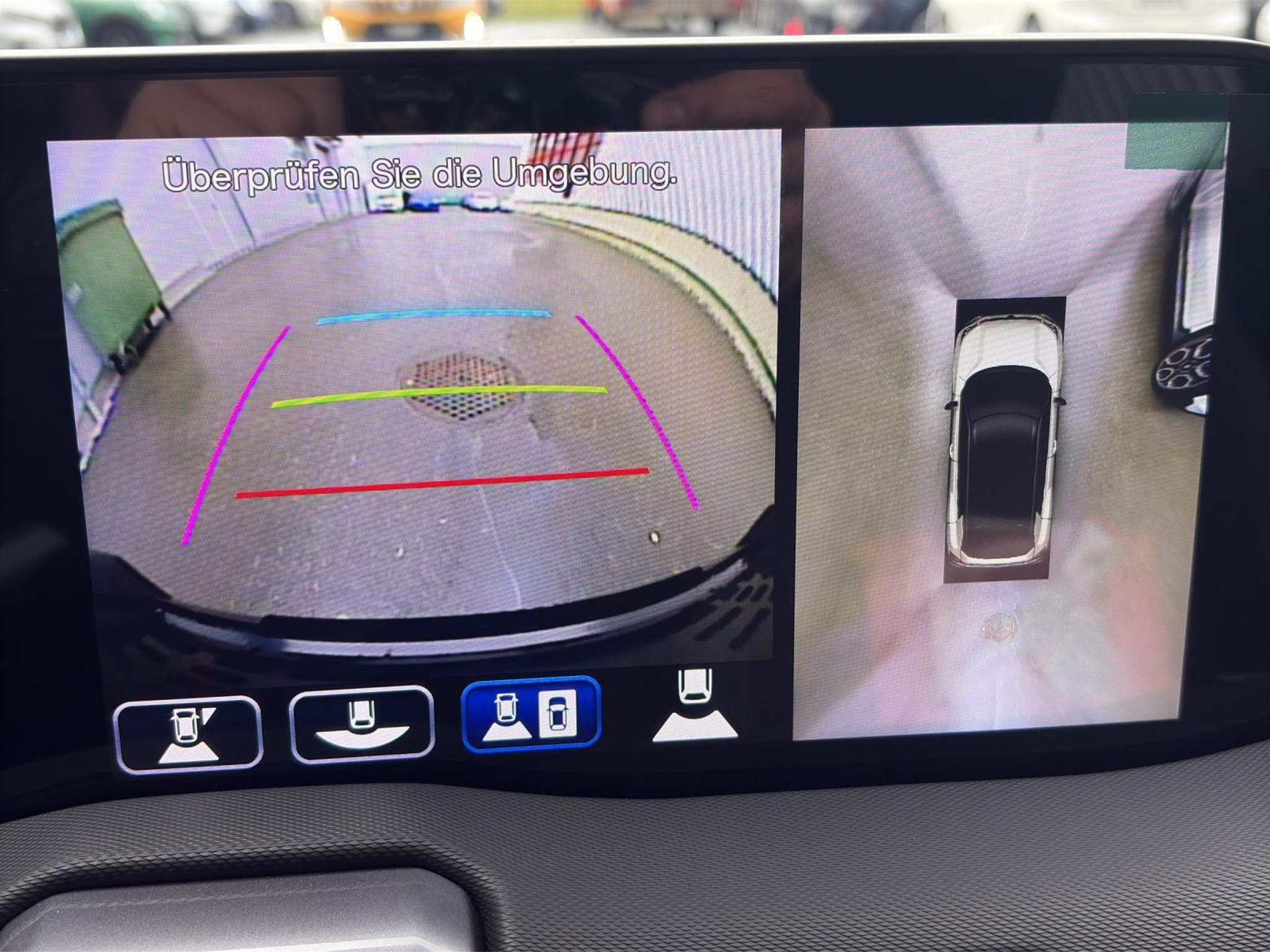 listing desktop thumbnail image 19