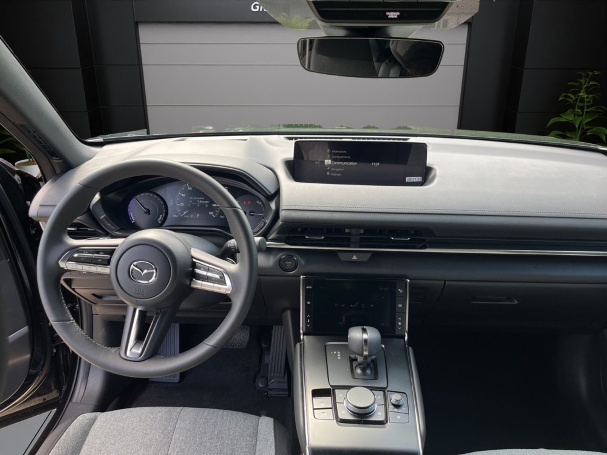 listing desktop thumbnail image 8