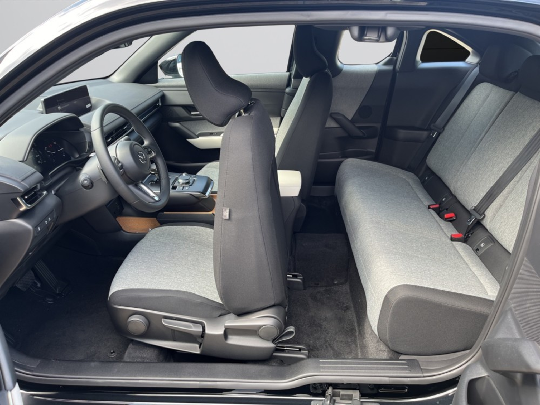 listing desktop thumbnail image 6