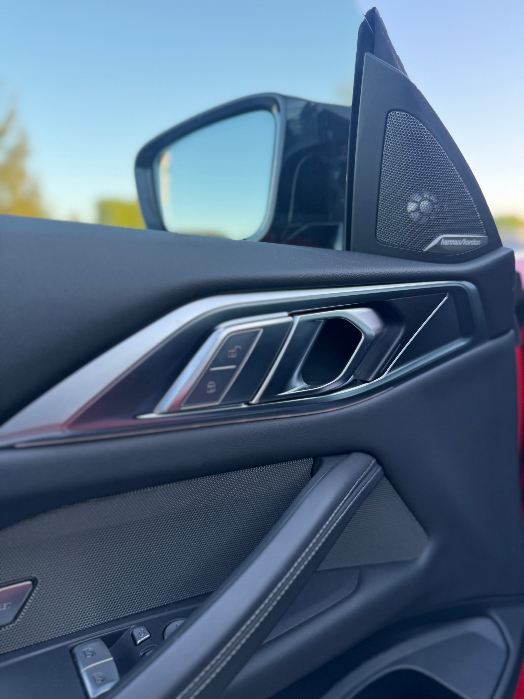 listing desktop thumbnail image 11