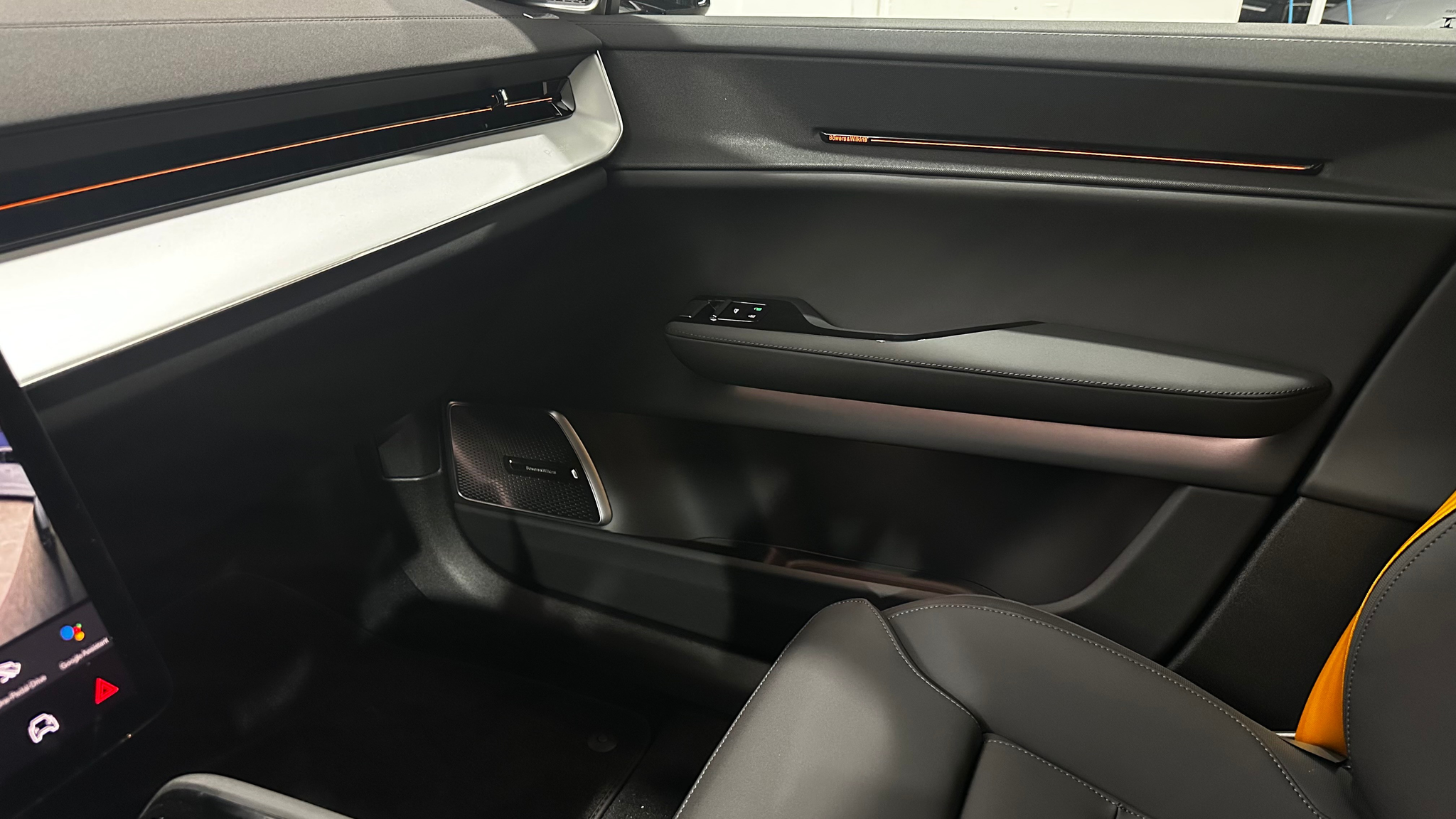 listing desktop thumbnail image 9