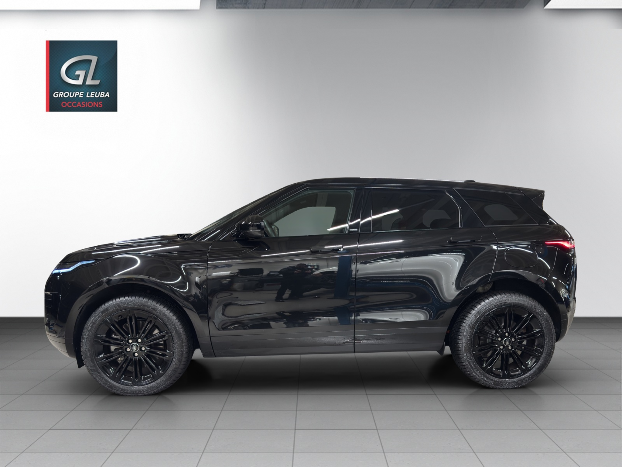 listing desktop thumbnail image 2