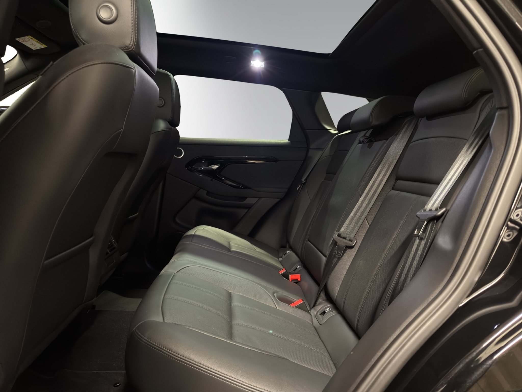 listing desktop thumbnail image 9