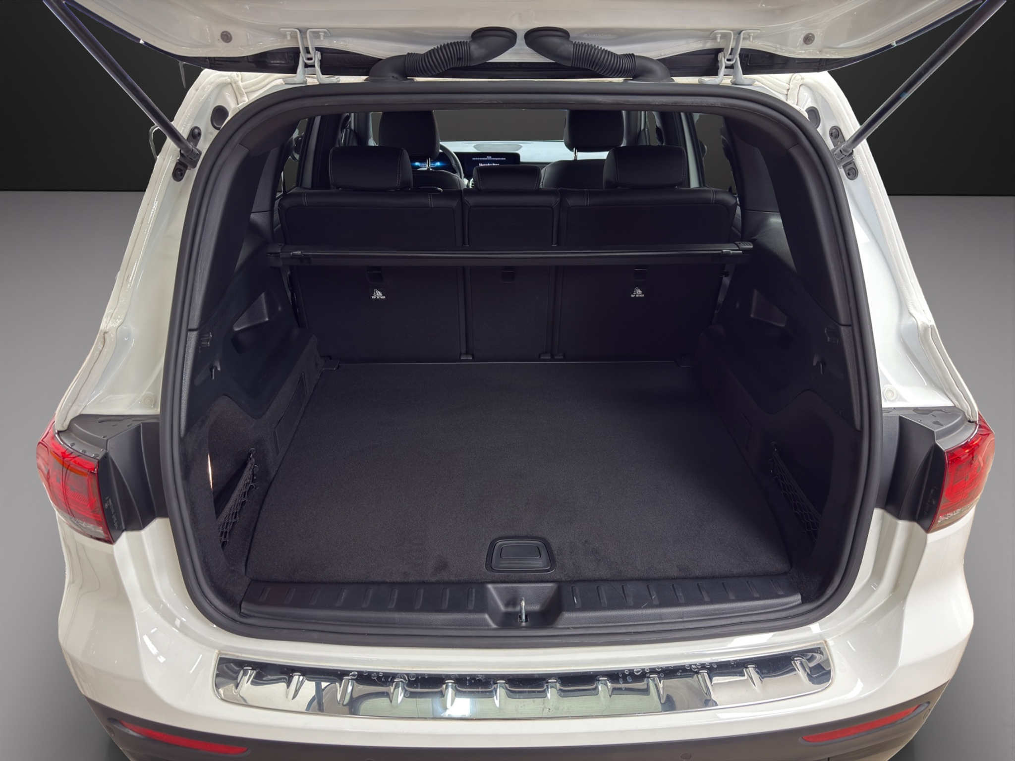 listing desktop thumbnail image 8