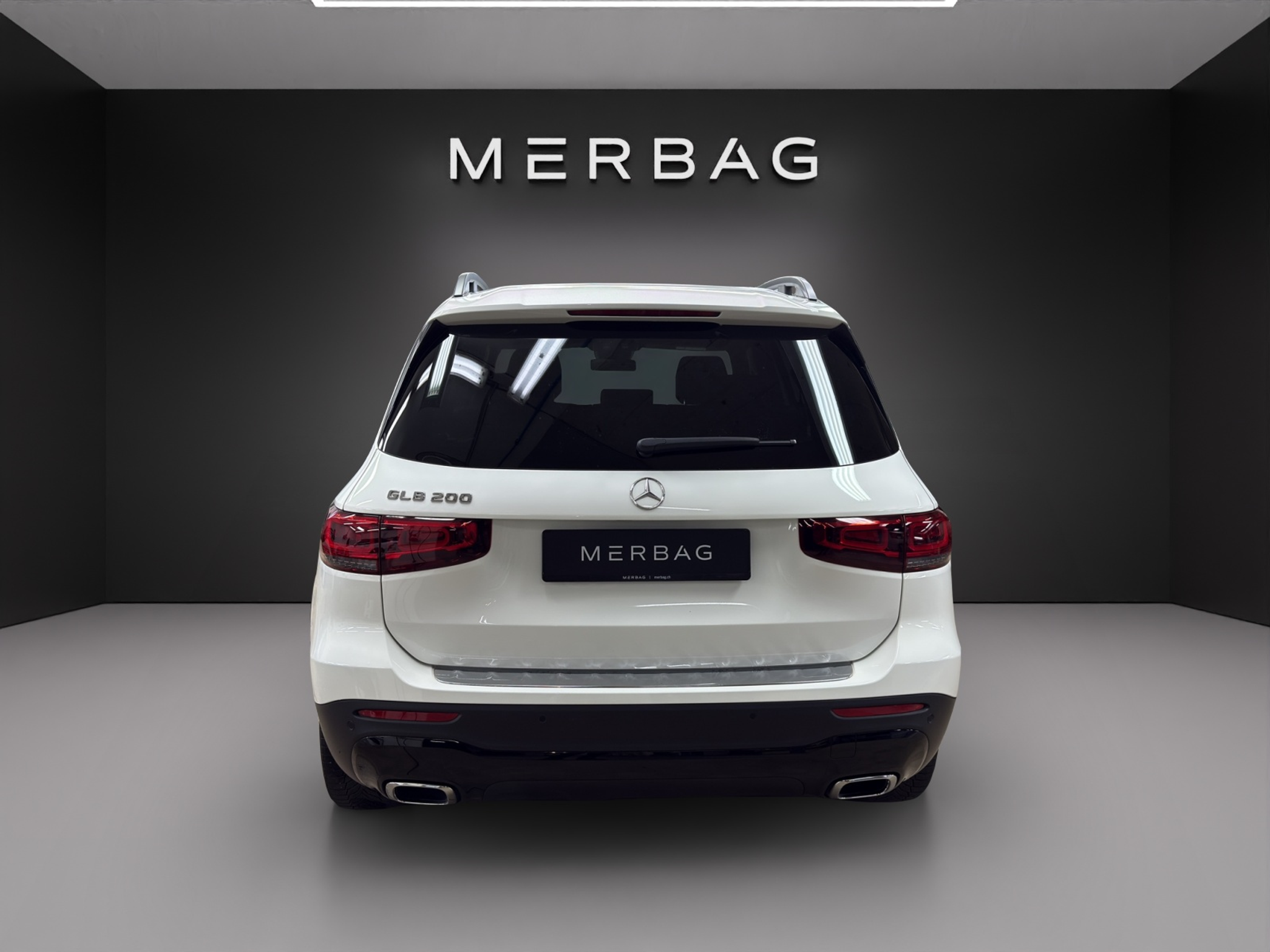 listing desktop thumbnail image 3