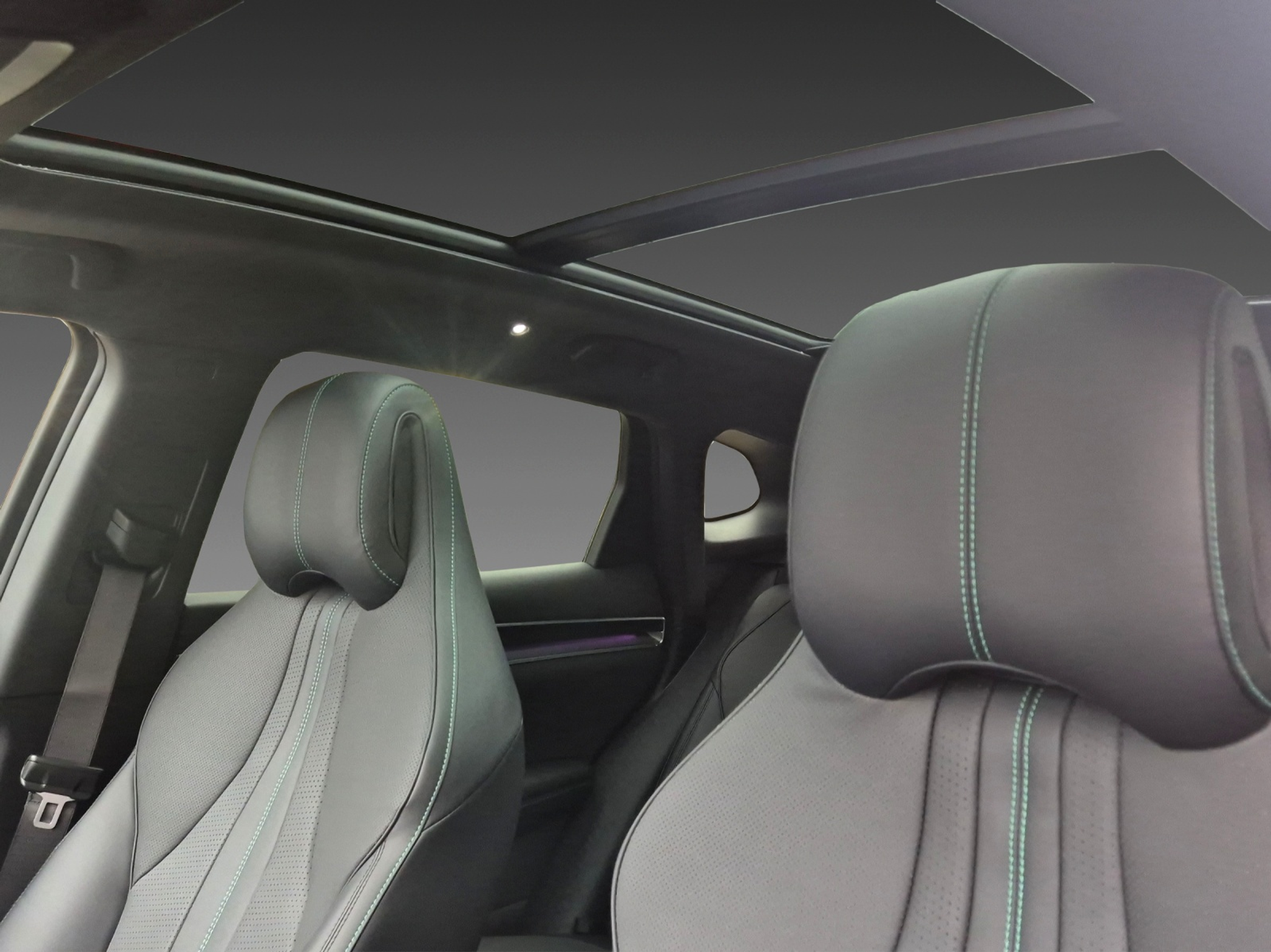 listing desktop thumbnail image 12