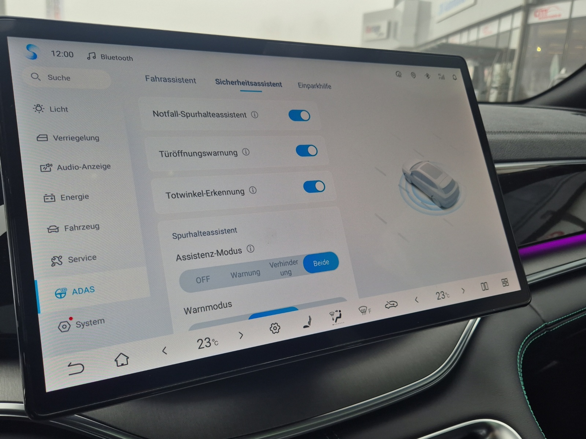 listing desktop thumbnail image 25