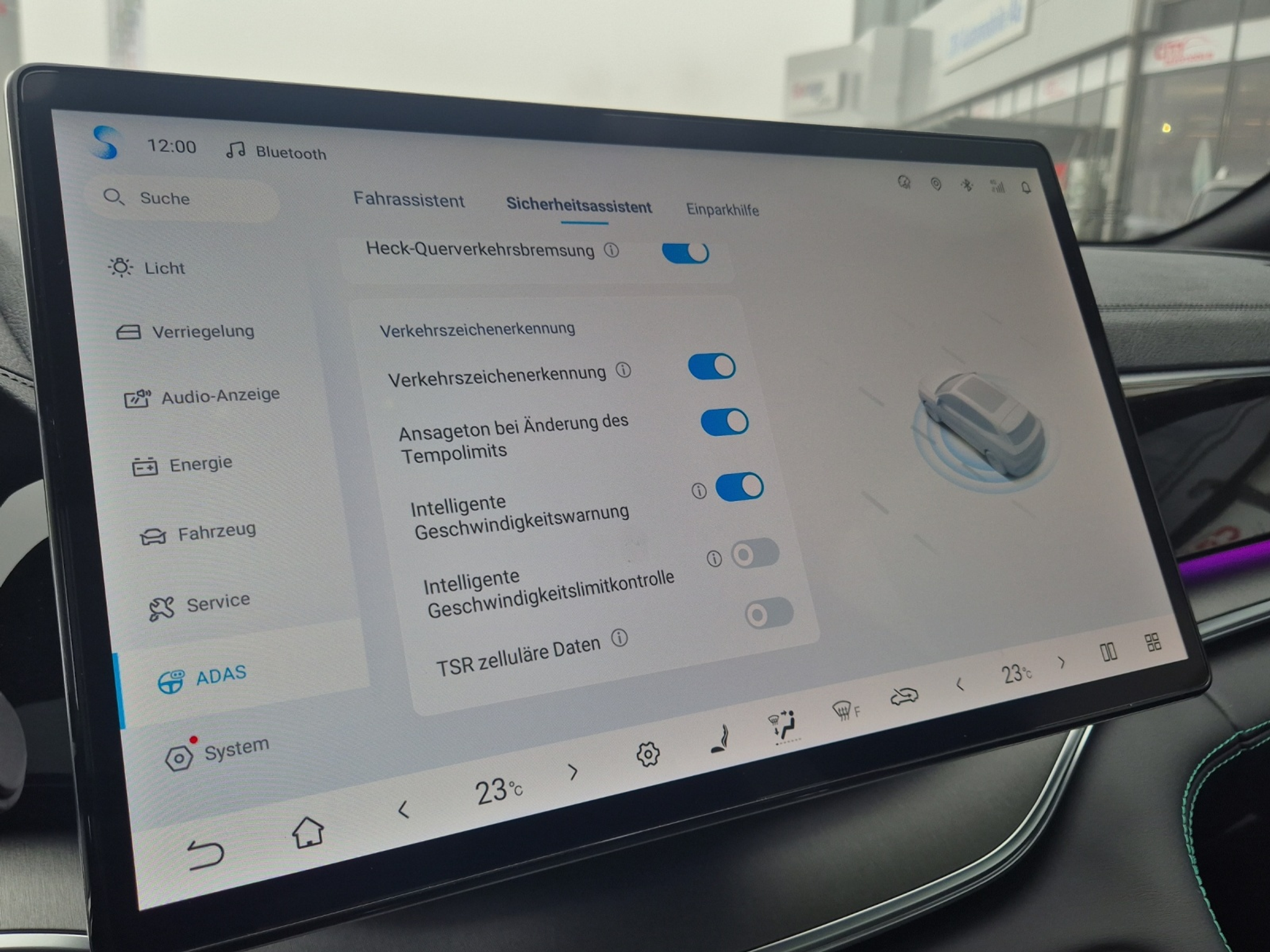 listing desktop thumbnail image 27