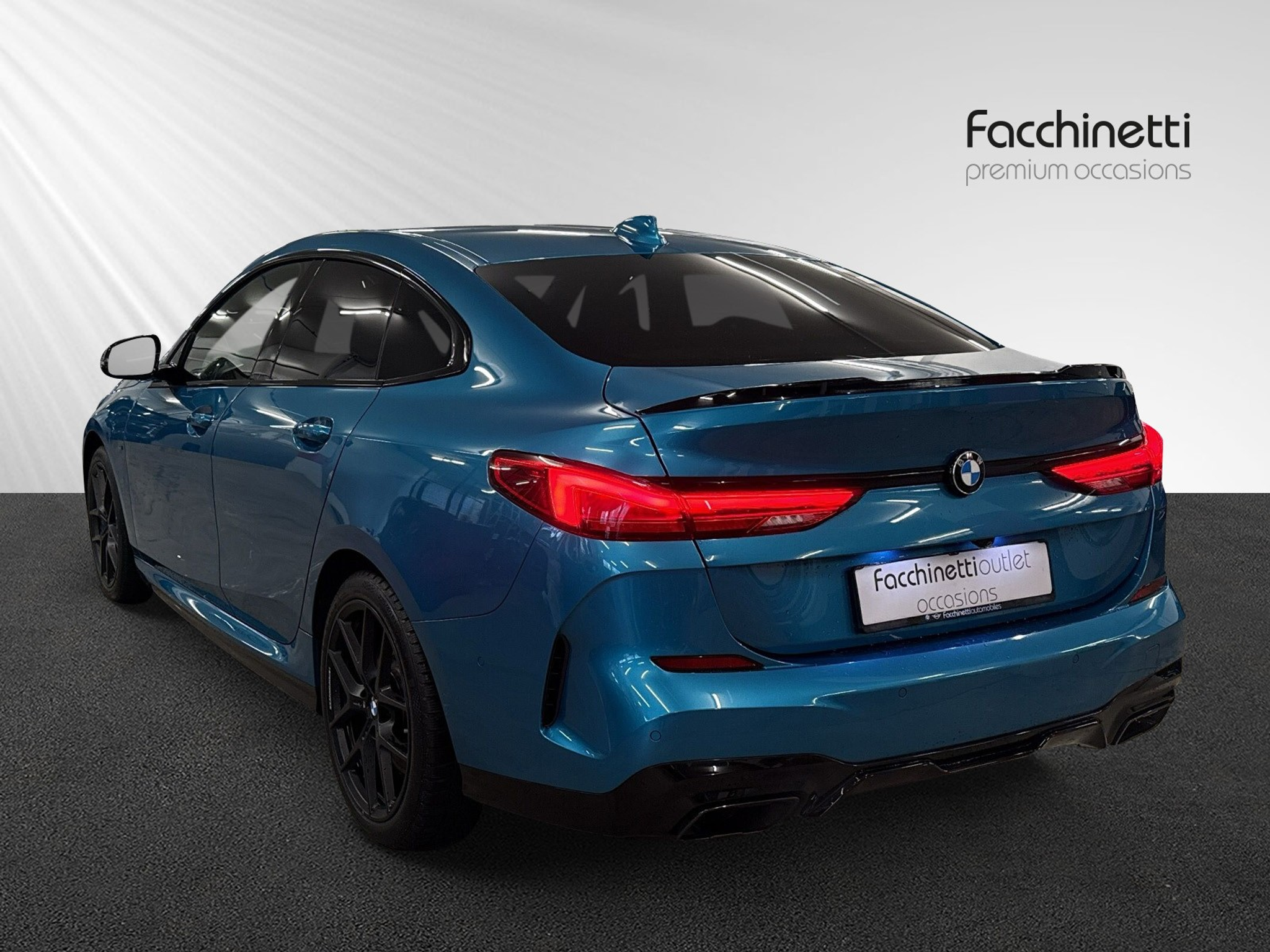 listing desktop thumbnail image 2