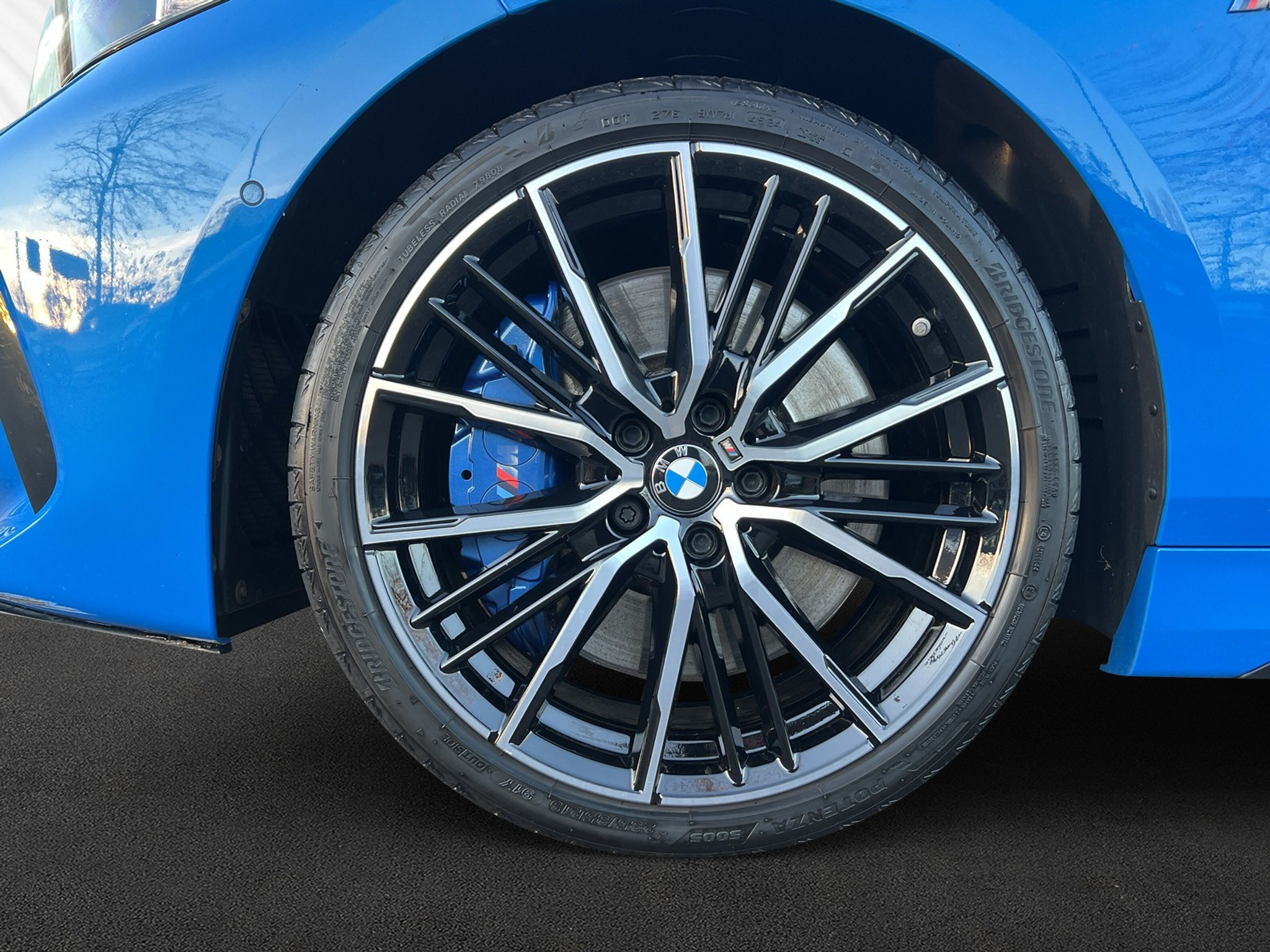 listing desktop thumbnail image 8