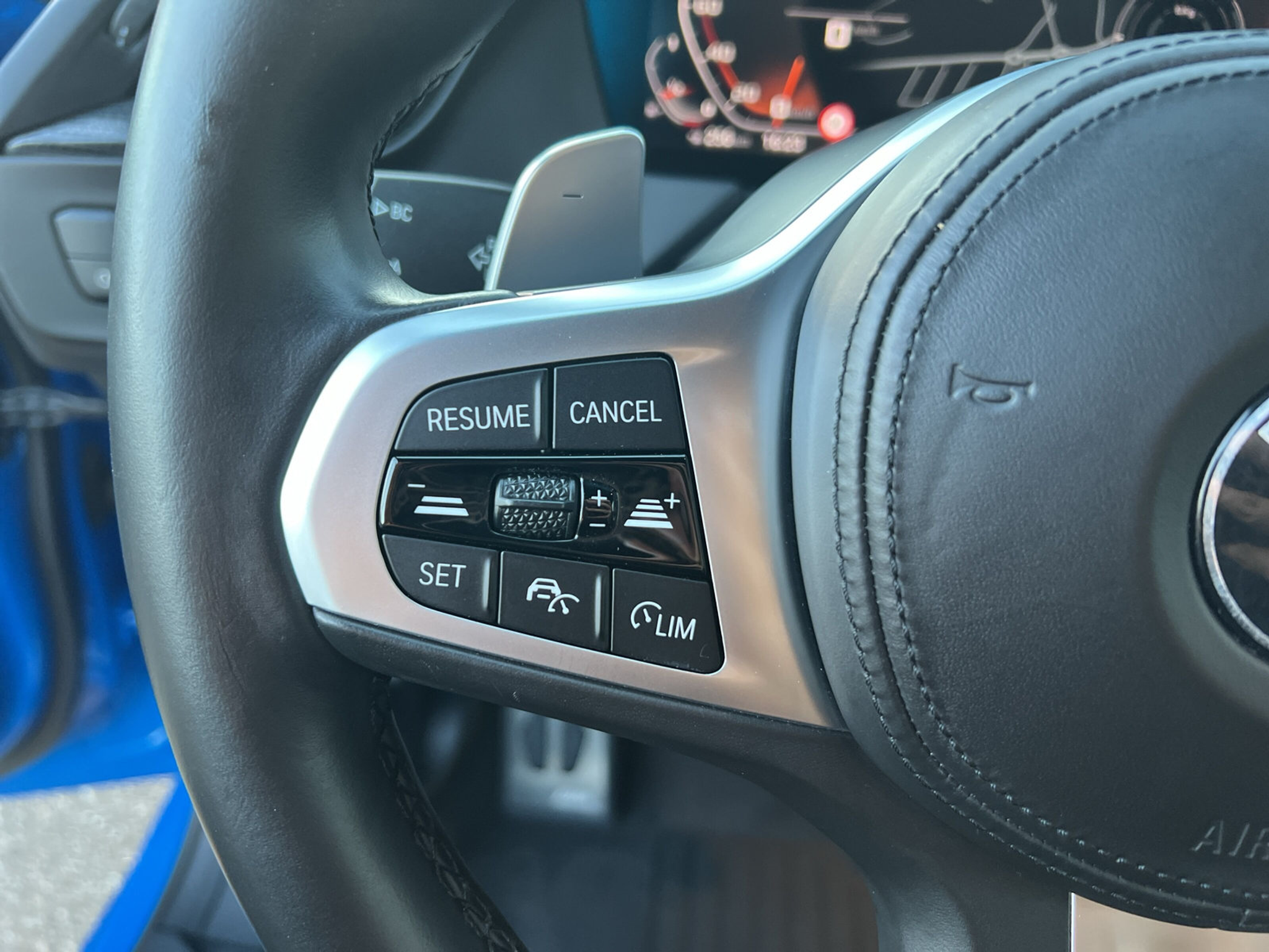 listing desktop thumbnail image 14