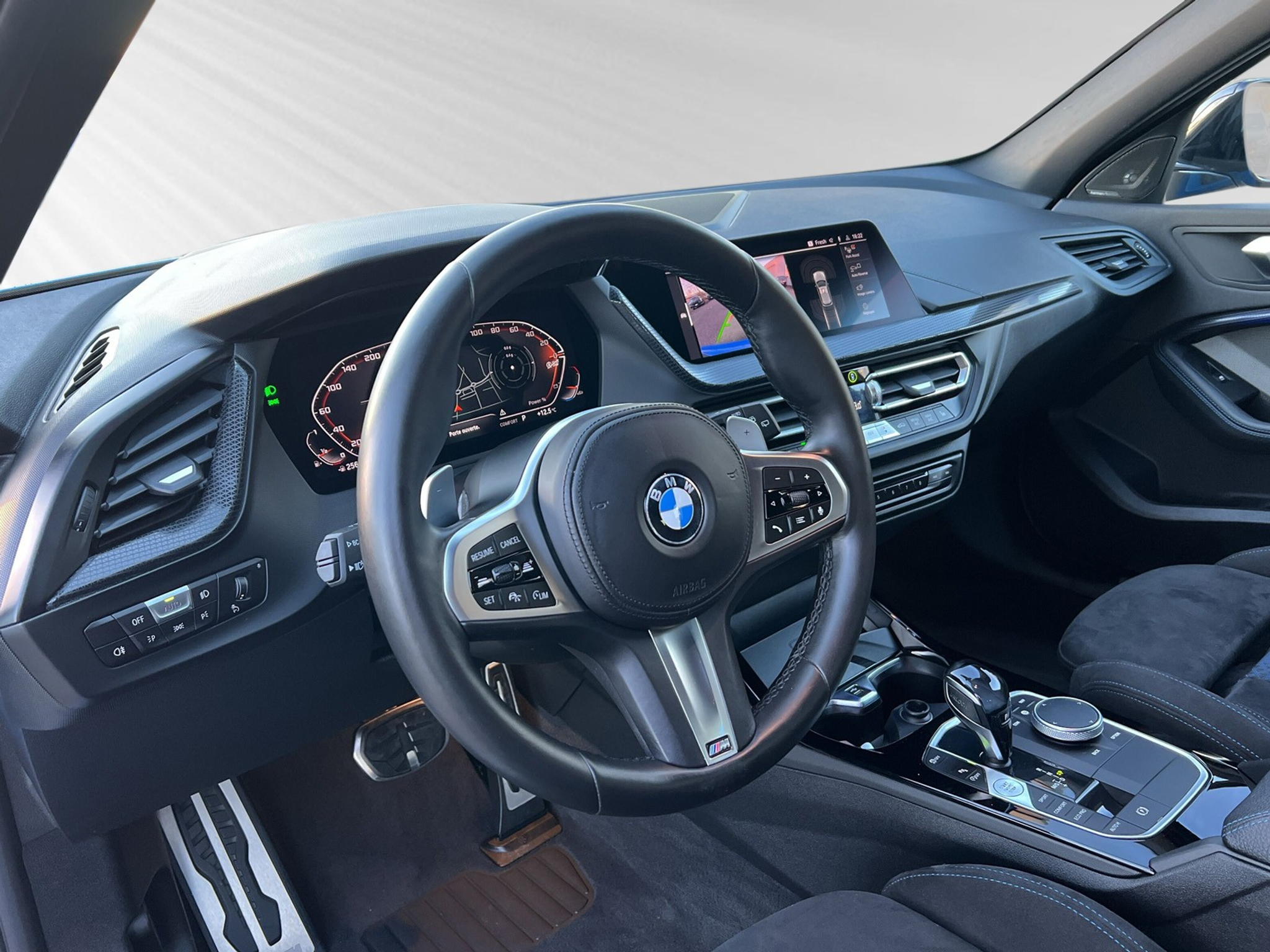 listing desktop thumbnail image 3