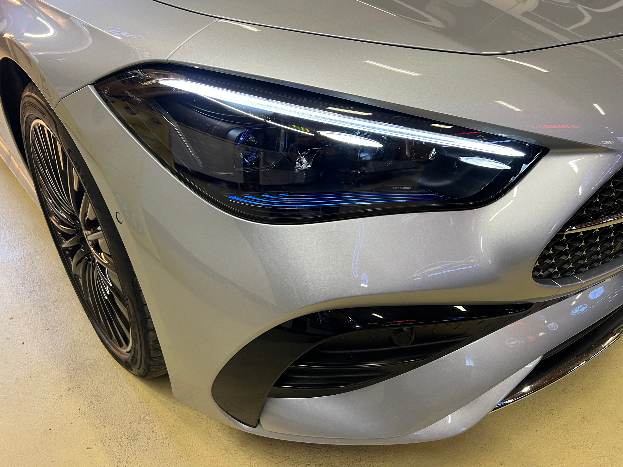 listing desktop thumbnail image 27