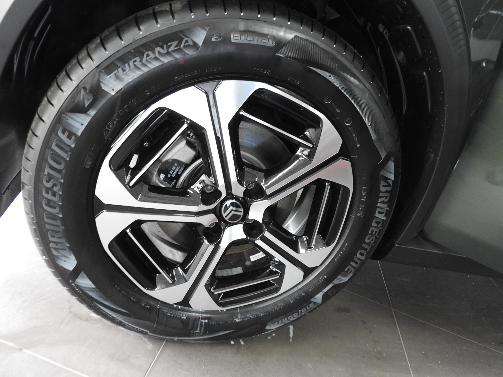 listing desktop thumbnail image 14