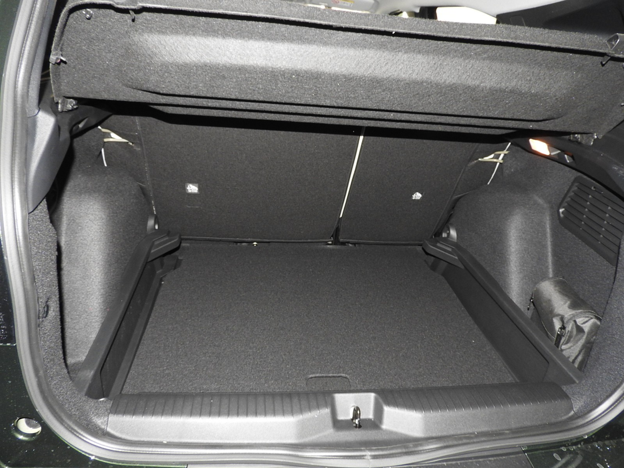 listing desktop thumbnail image 12