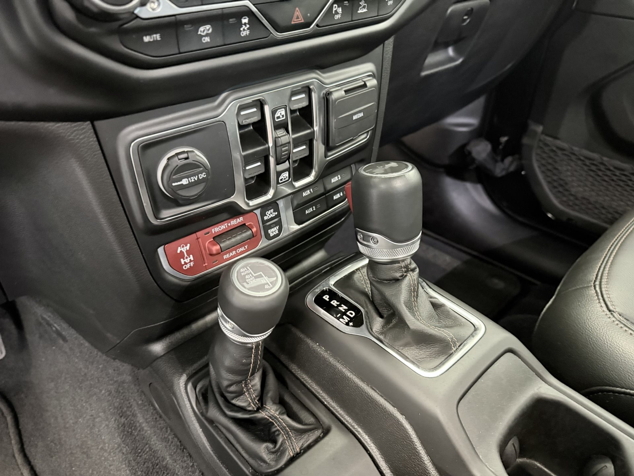 listing desktop thumbnail image 19