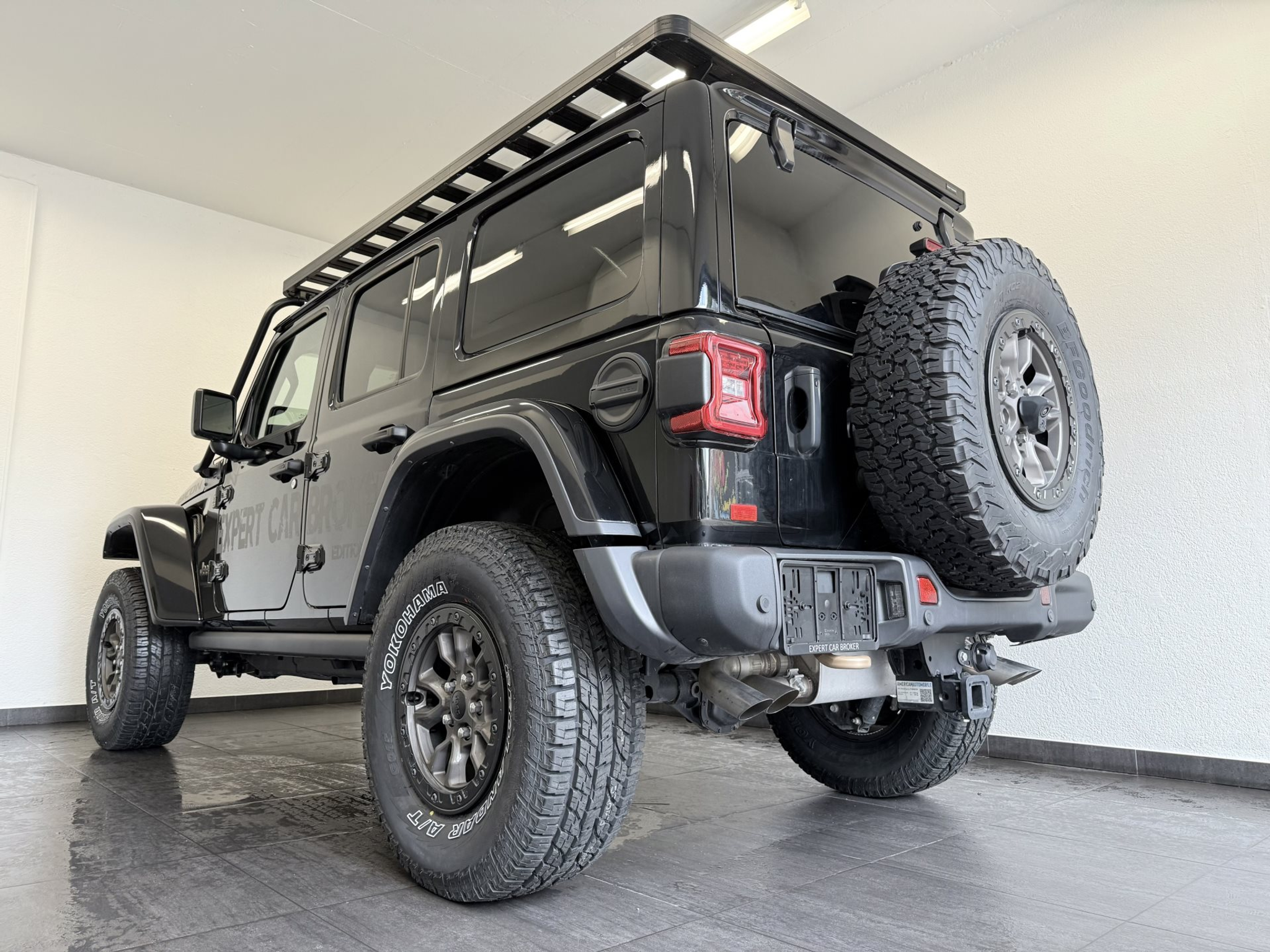 listing desktop thumbnail image 12