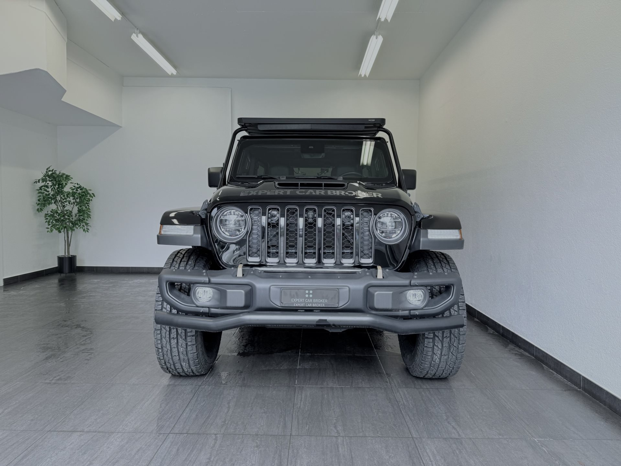 listing desktop thumbnail image 6