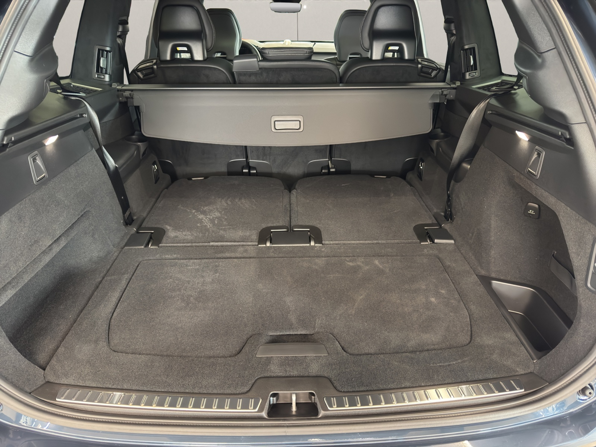 listing desktop thumbnail image 10